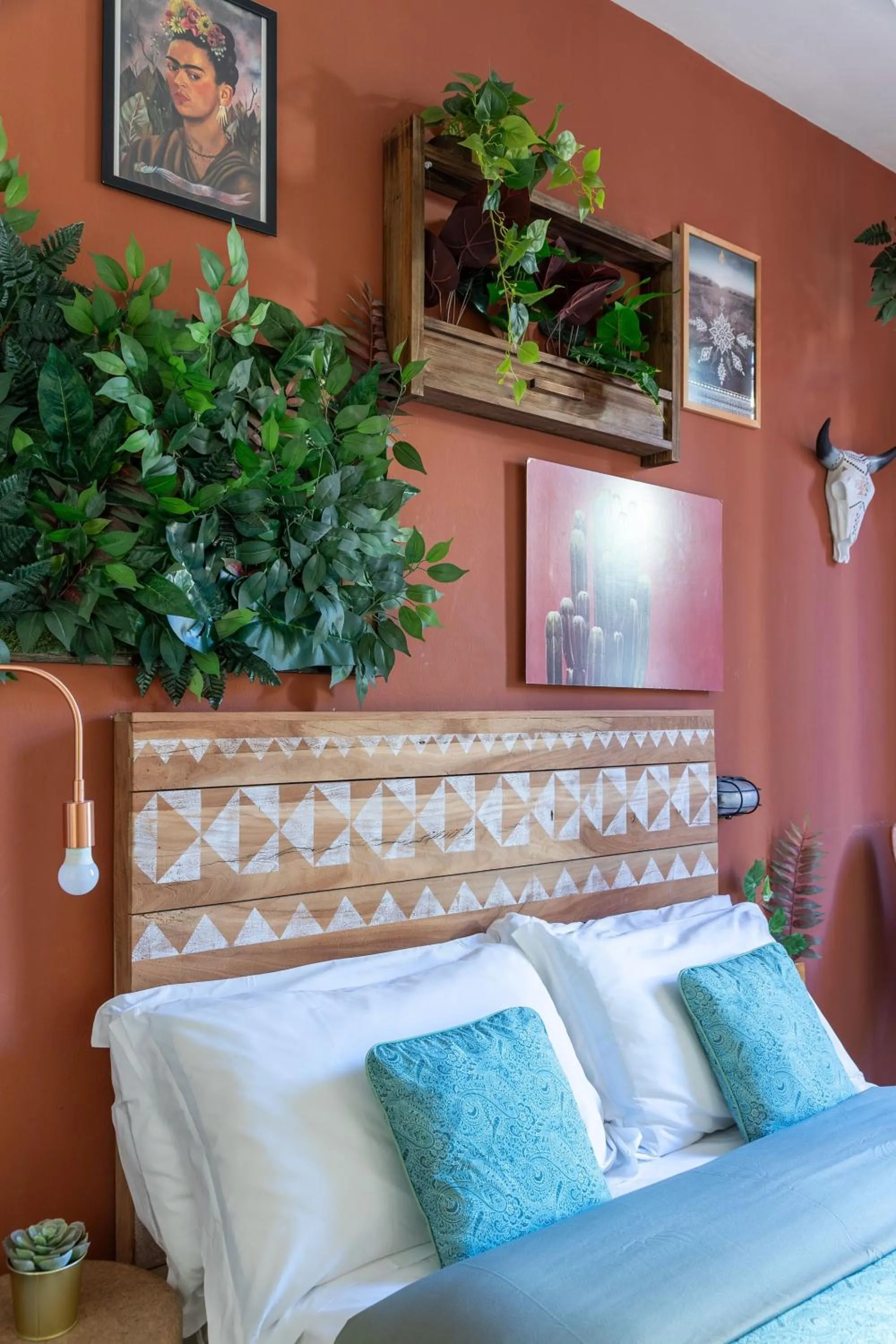 Decorative detail, Bed in Coderooms