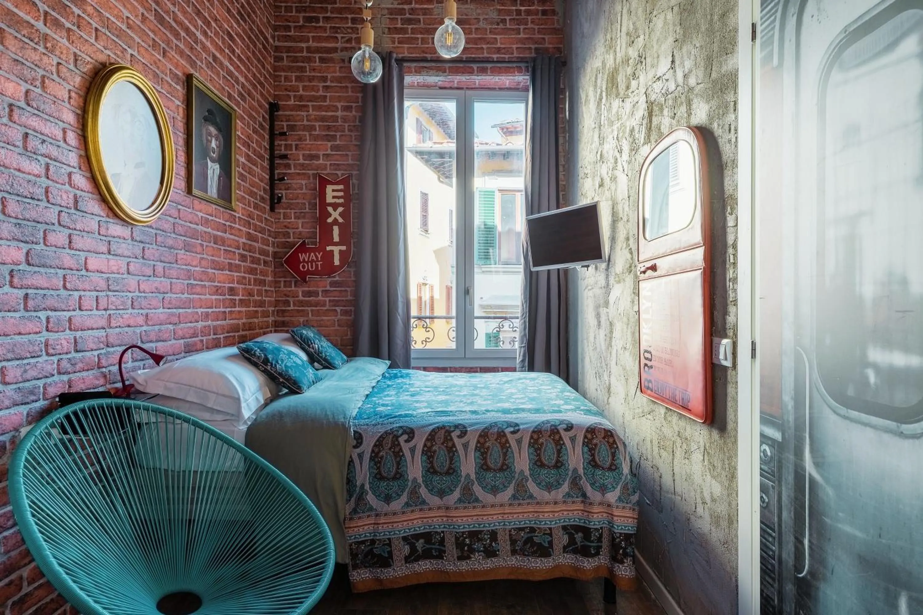 Bedroom, Bed in Coderooms