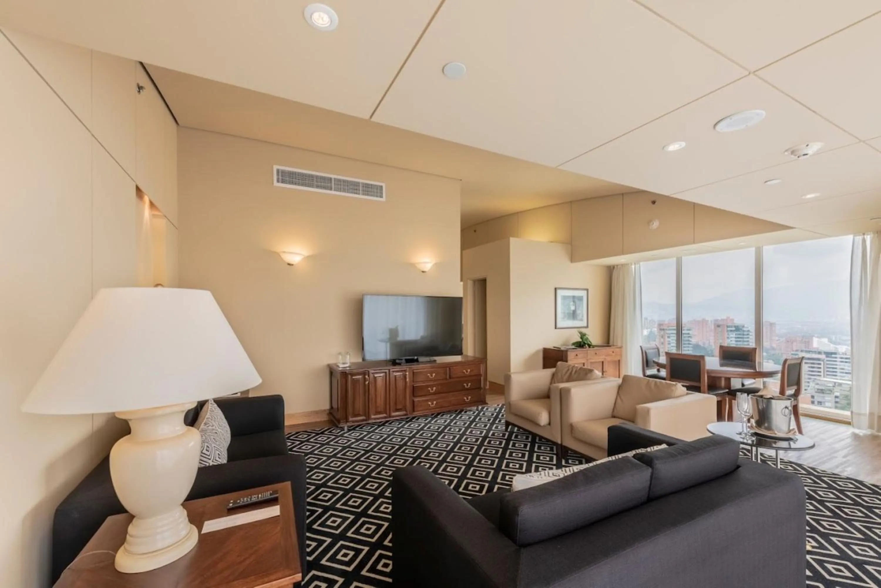 Photo of the whole room in InterContinental Medellin - Movich by IHG