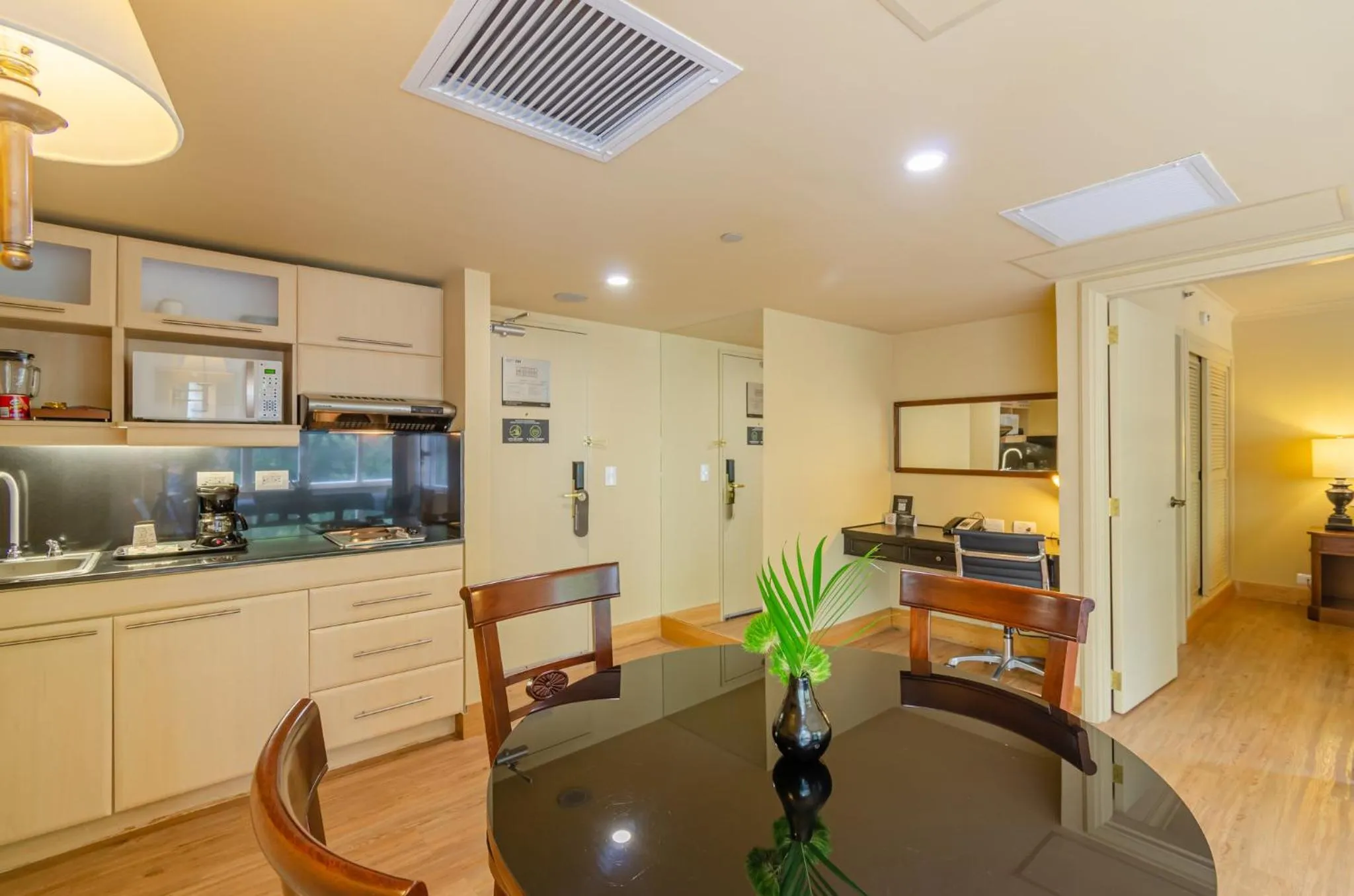 Photo of the whole room in InterContinental Medellin - Movich by IHG