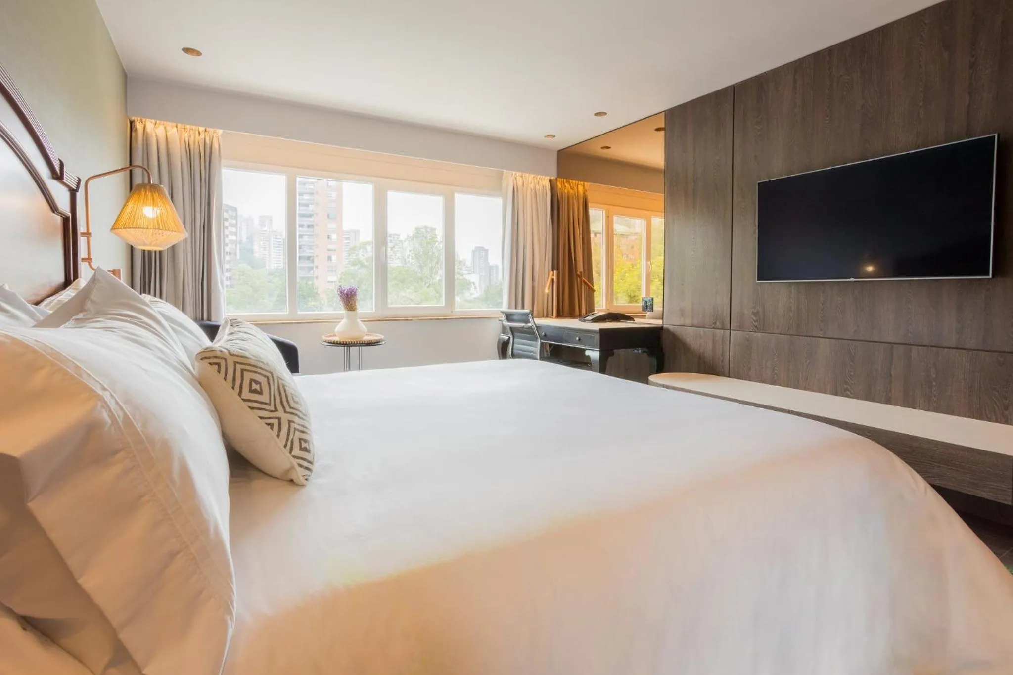 Photo of the whole room, Bed in InterContinental Medellin - Movich by IHG