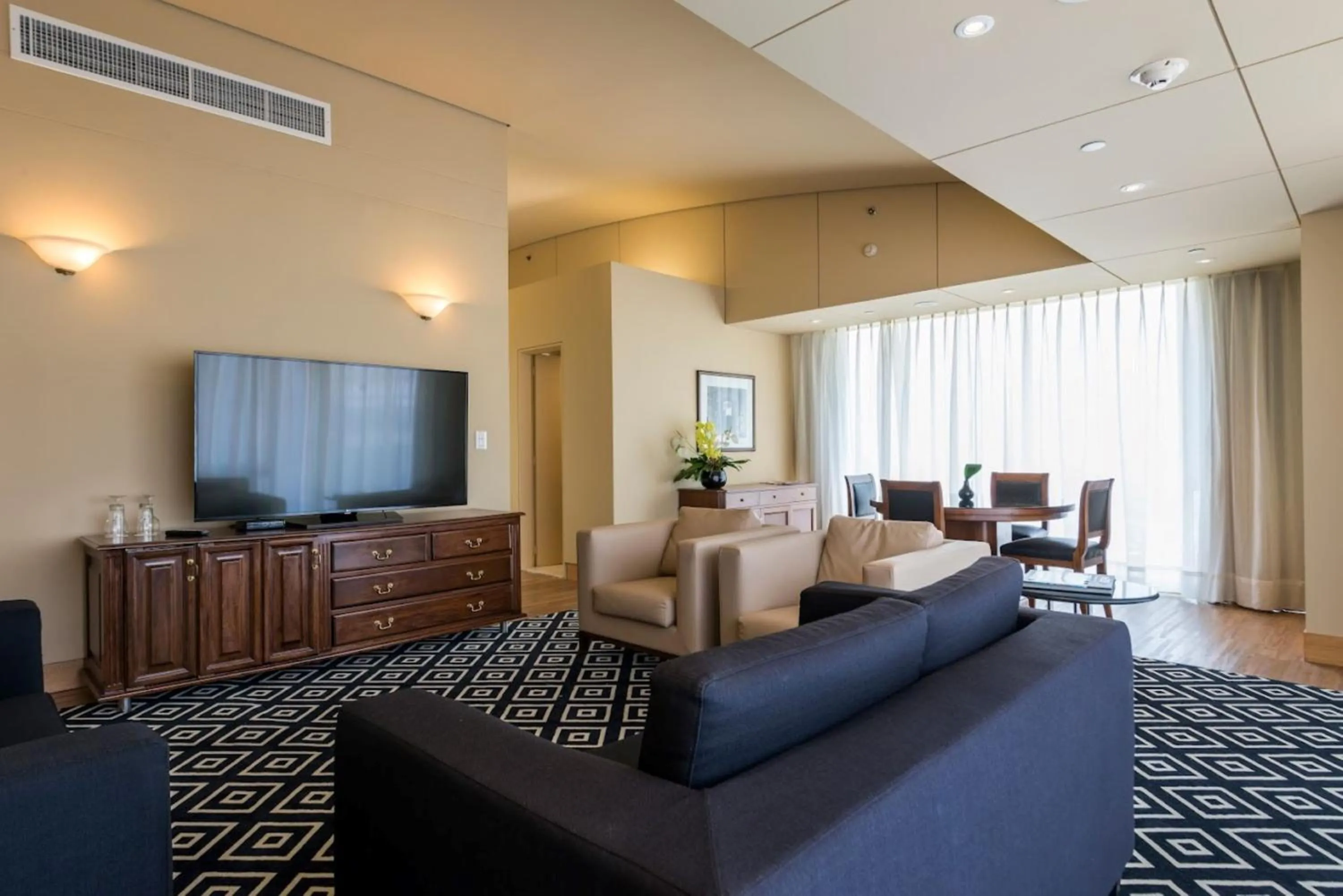 Photo of the whole room in InterContinental Medellin - Movich by IHG