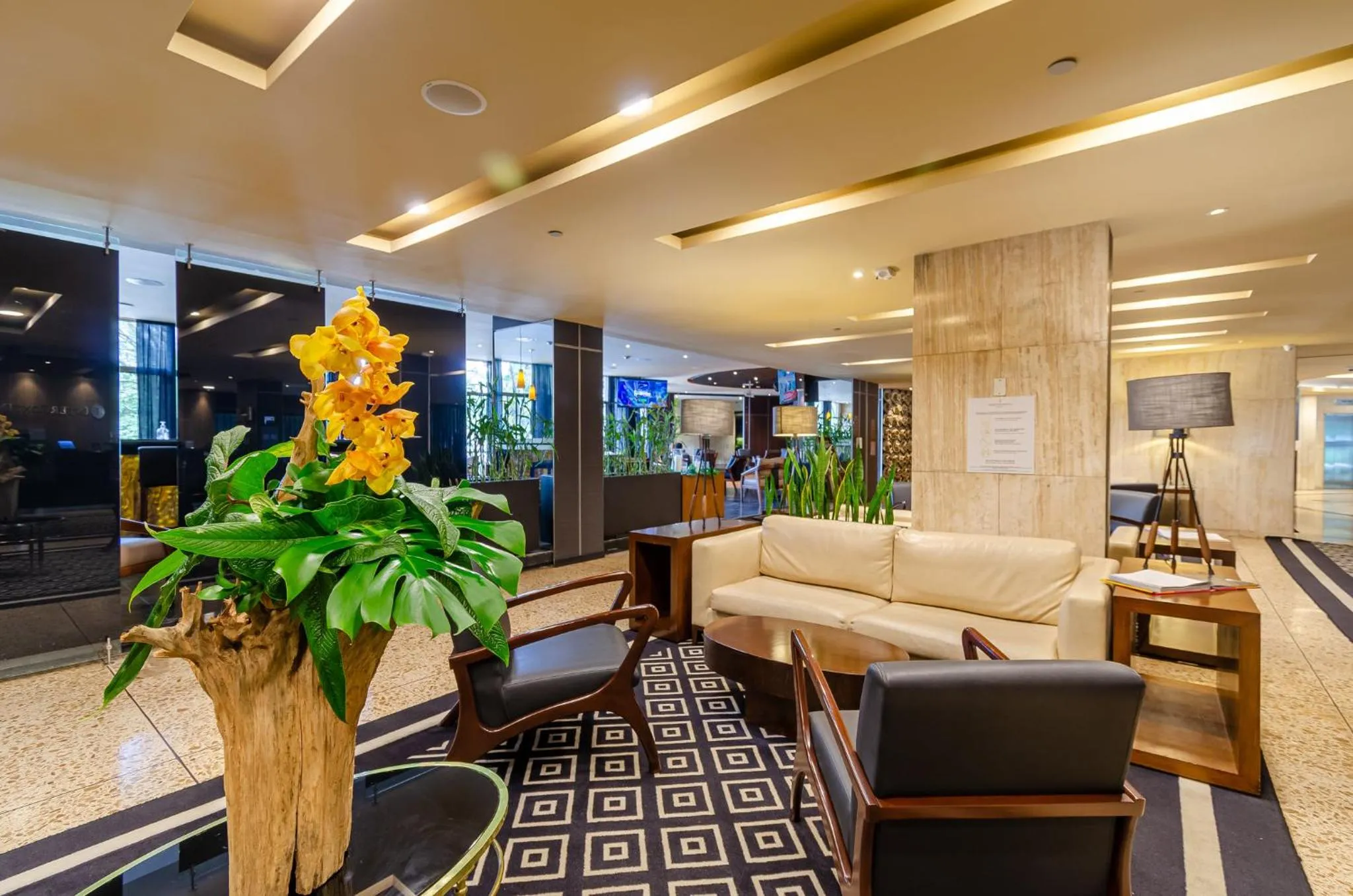 Lobby or reception in InterContinental Medellin - Movich by IHG