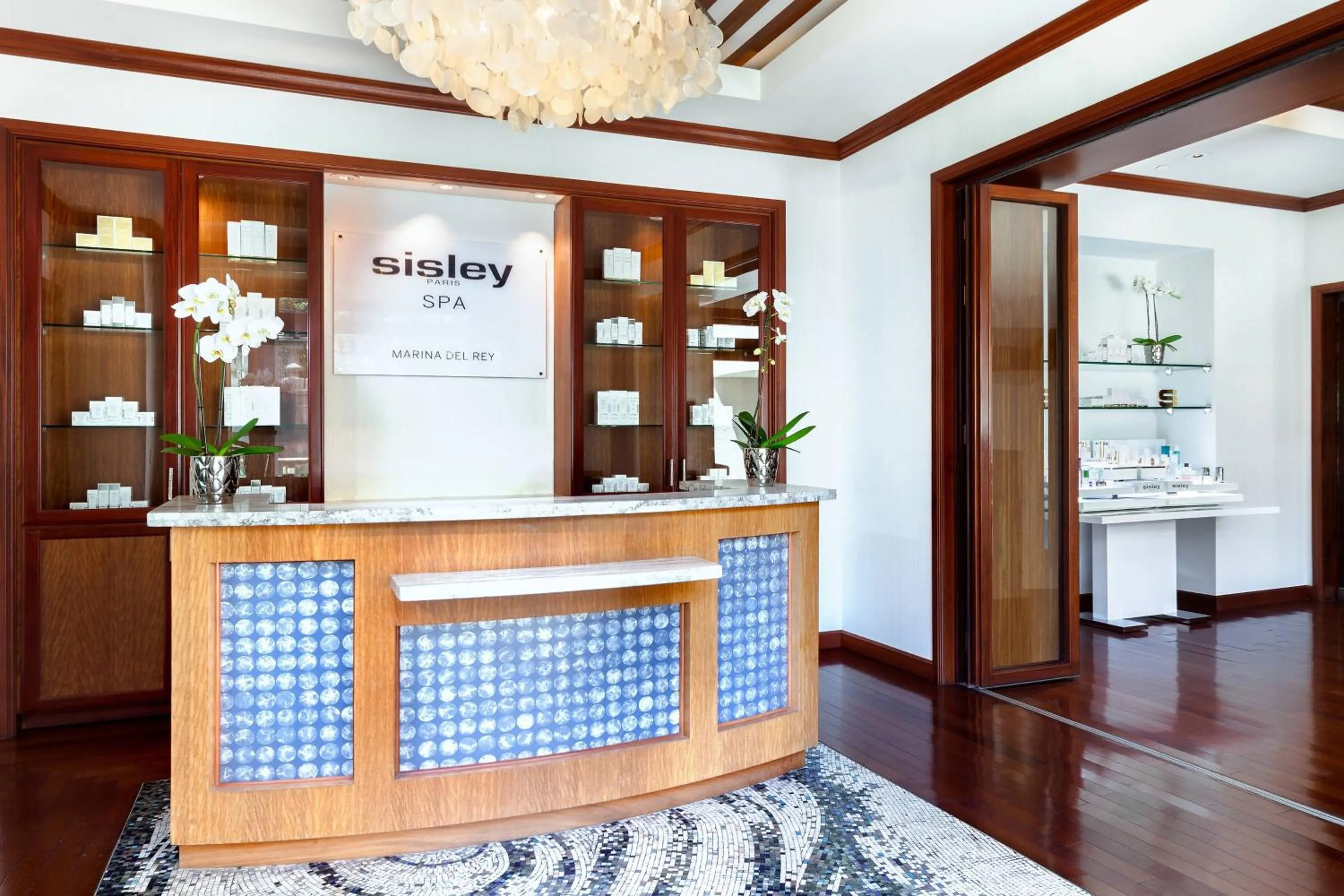 Lobby or reception in The Ritz-Carlton, Marina del Rey