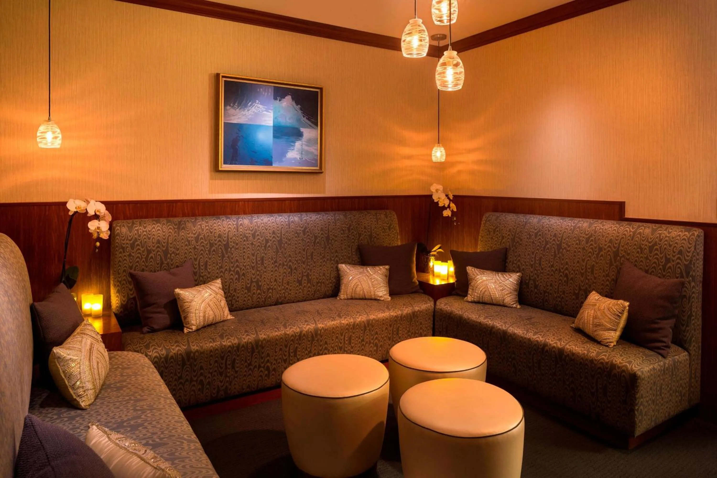 Lounge or bar in The Ritz-Carlton, Marina del Rey