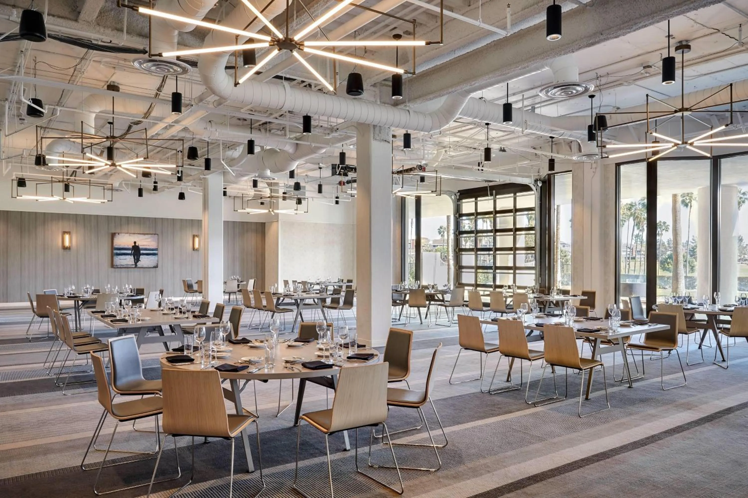 Meeting/conference room in Westdrift Manhattan Beach, Autograph Collection