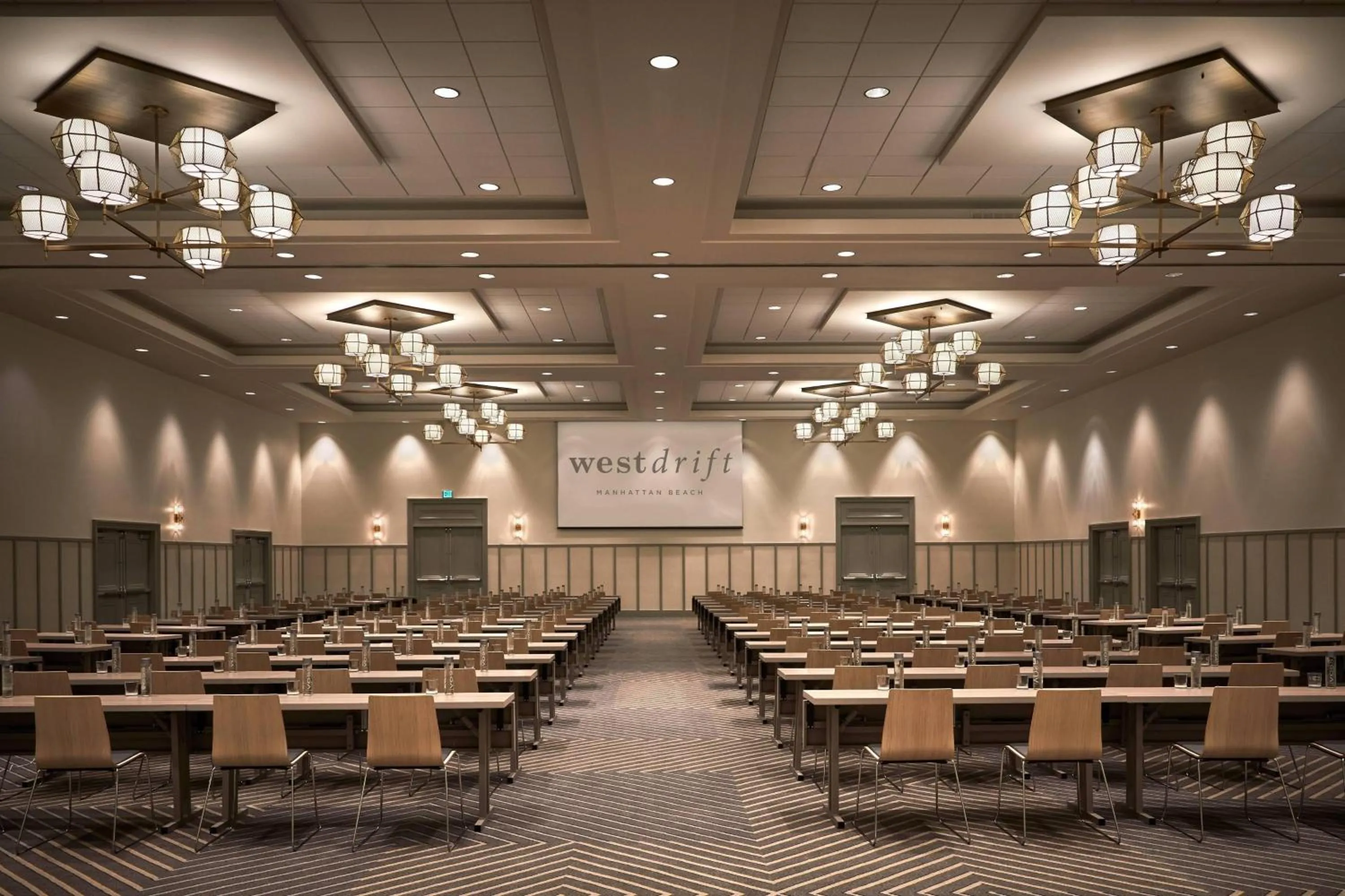 Meeting/conference room in Westdrift Manhattan Beach, Autograph Collection