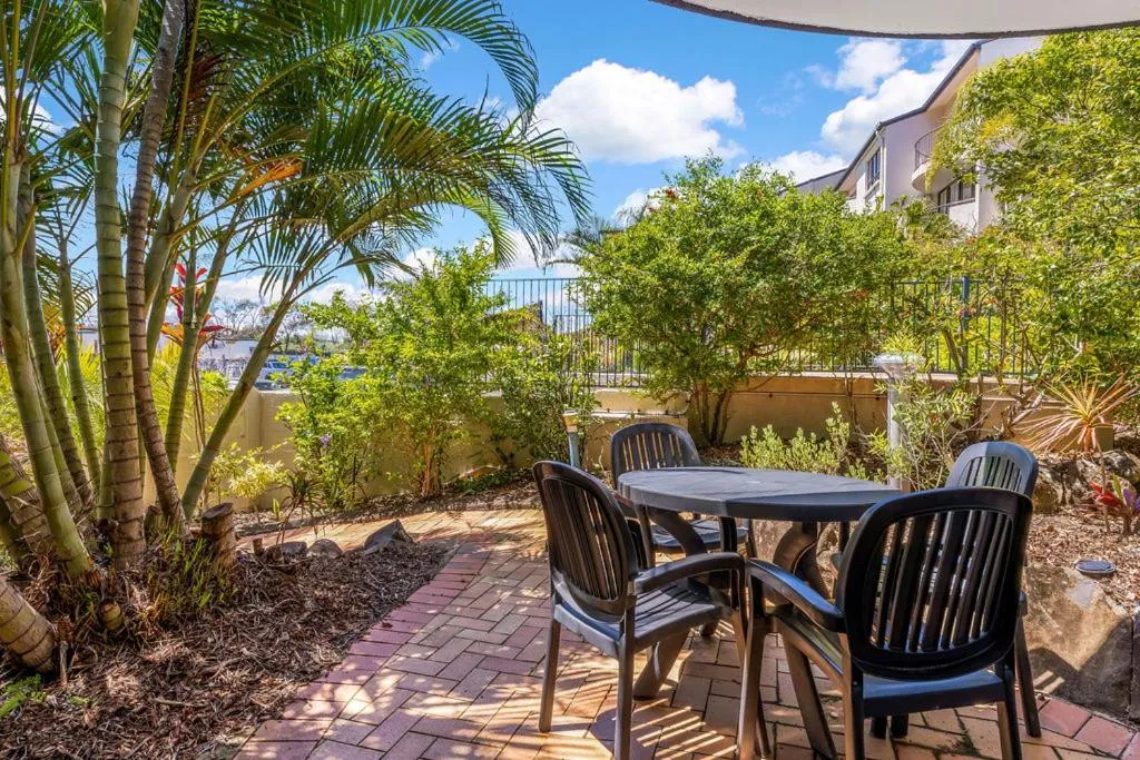 Garden view in Kalua Holiday Apartments