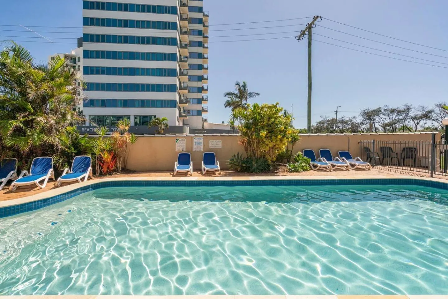 Day in Kalua Holiday Apartments