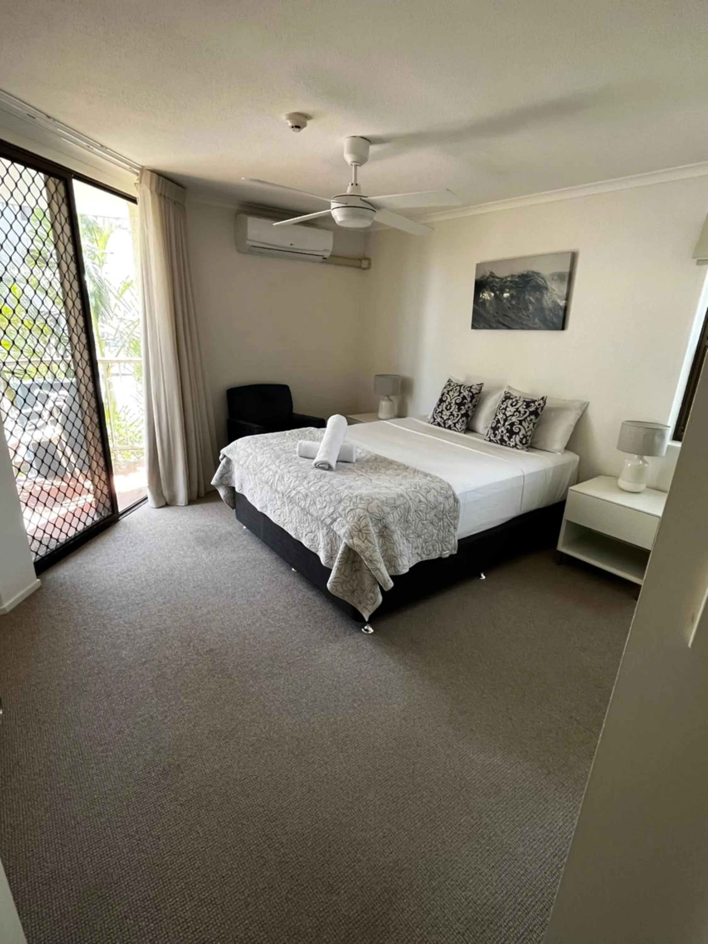 Bedroom, Bed in Kalua Holiday Apartments