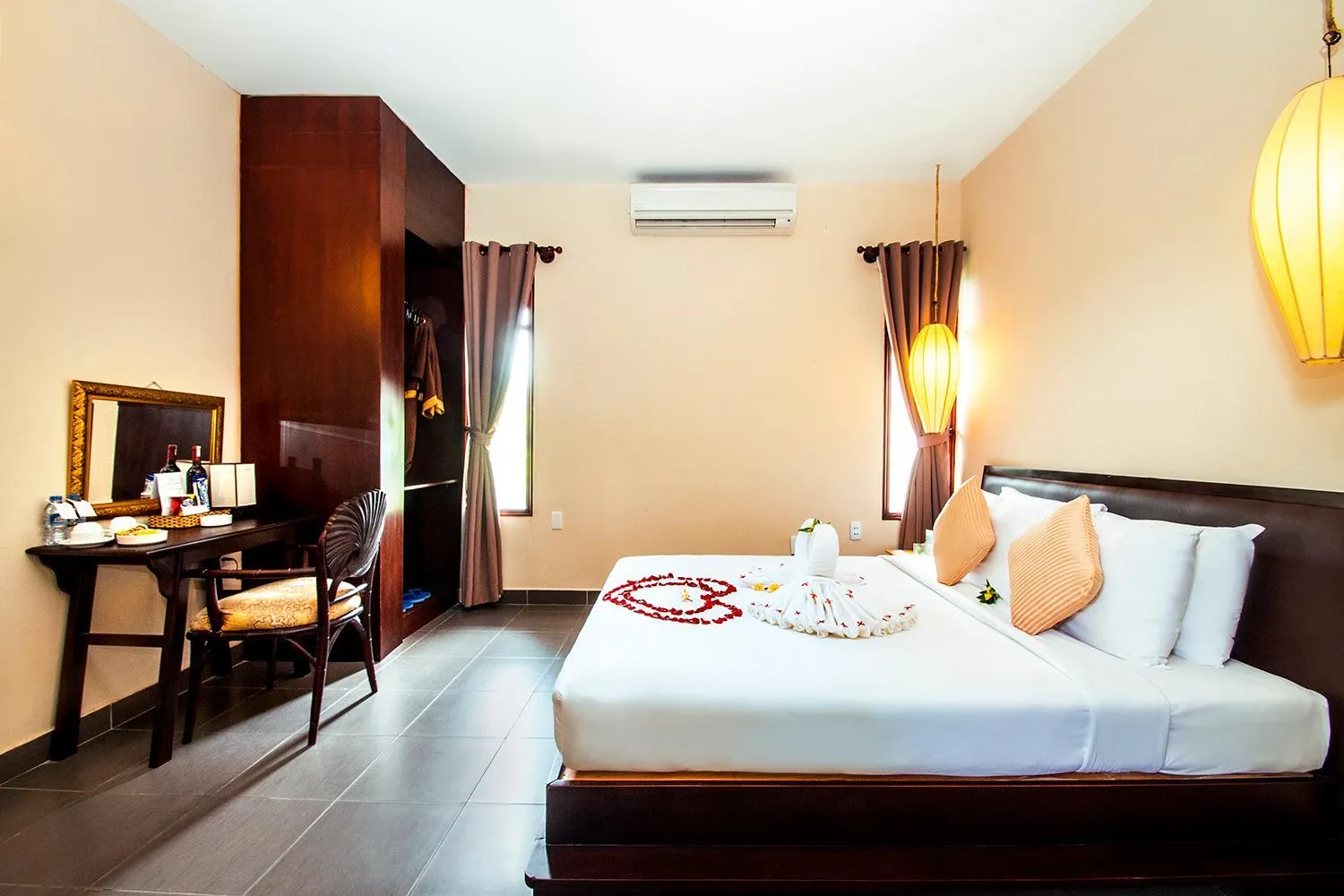 Bed in Romana Resort & Spa