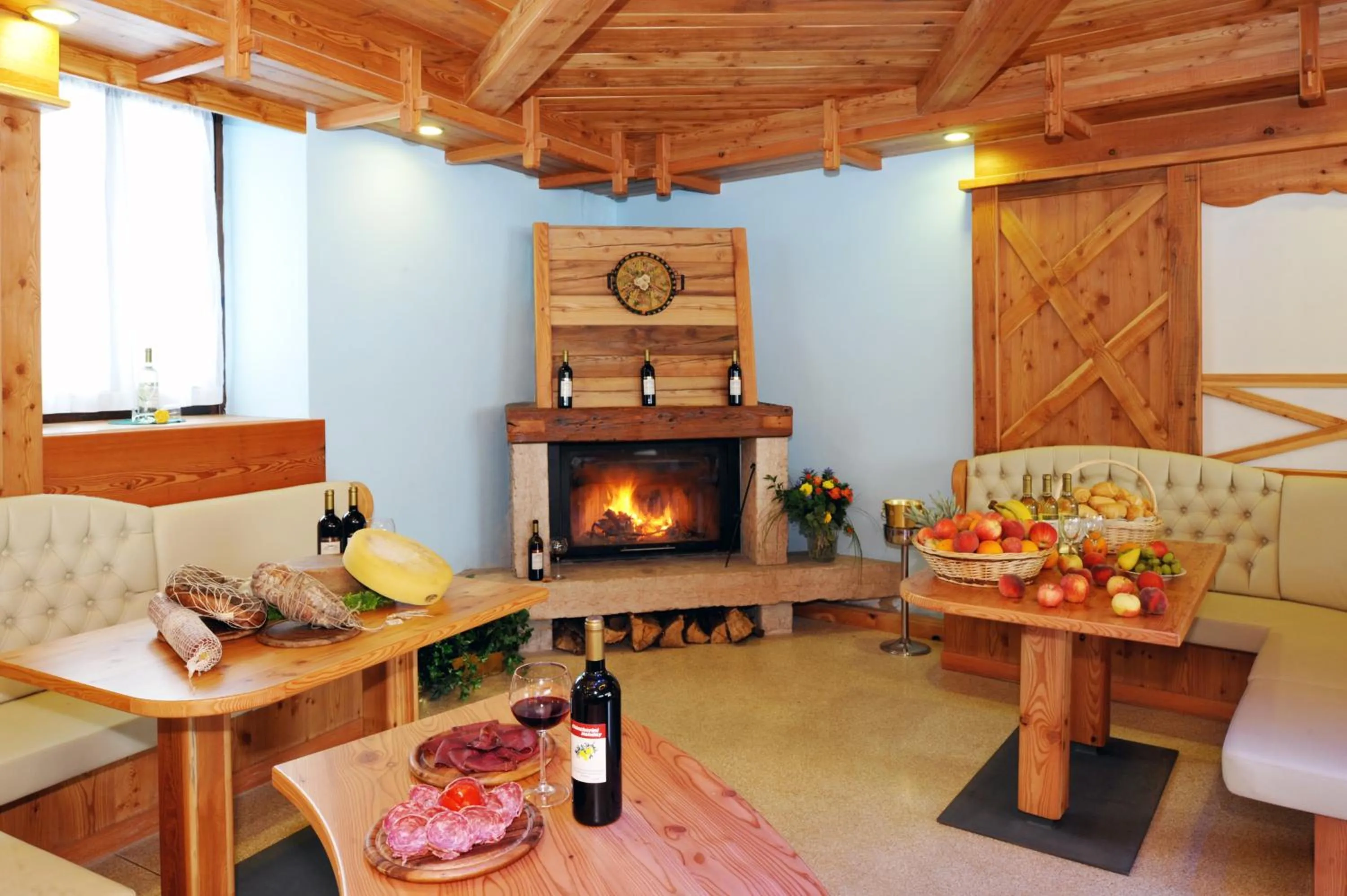 Lounge or bar in Grand Hotel Astoria