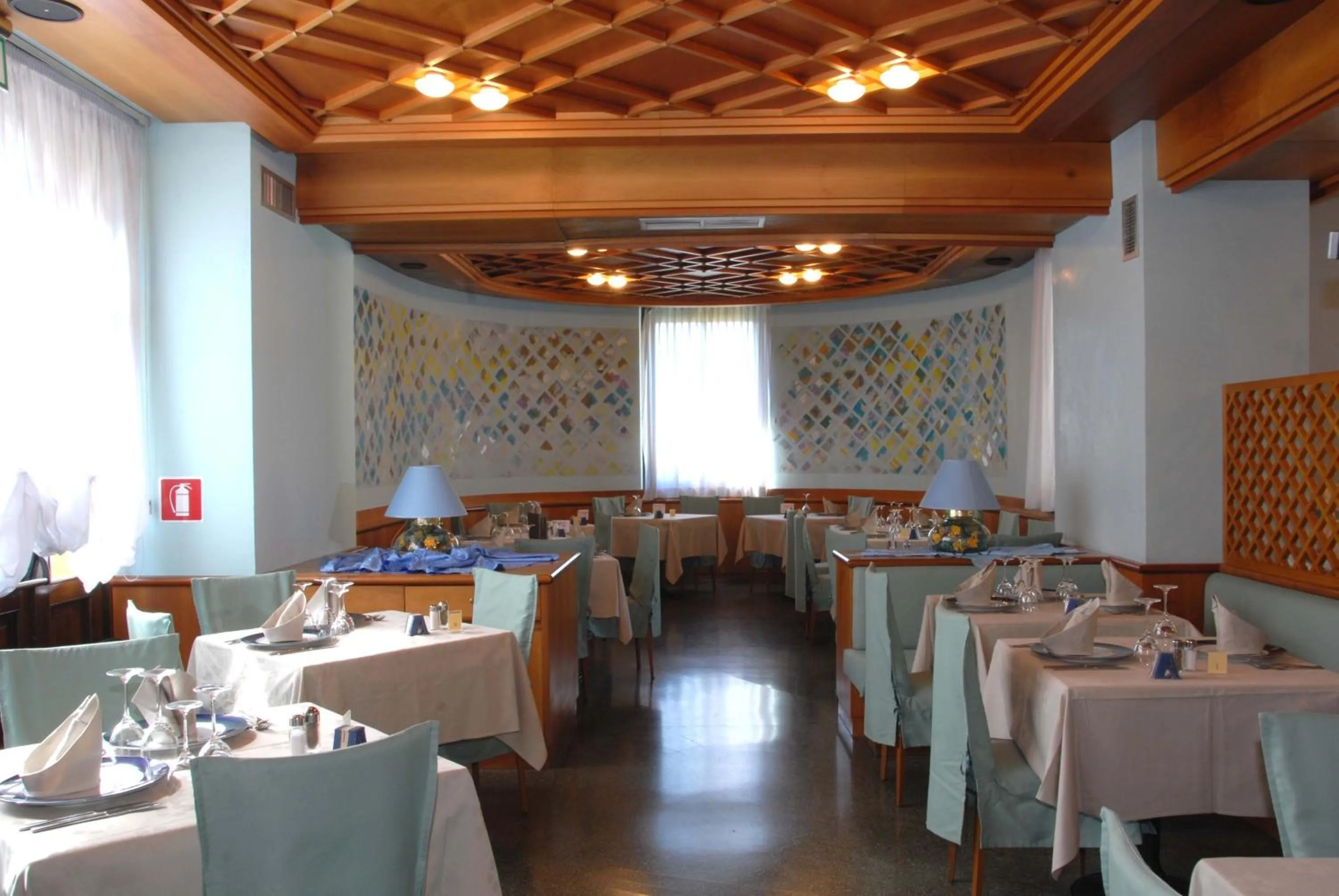 Restaurant/places to eat in Grand Hotel Astoria