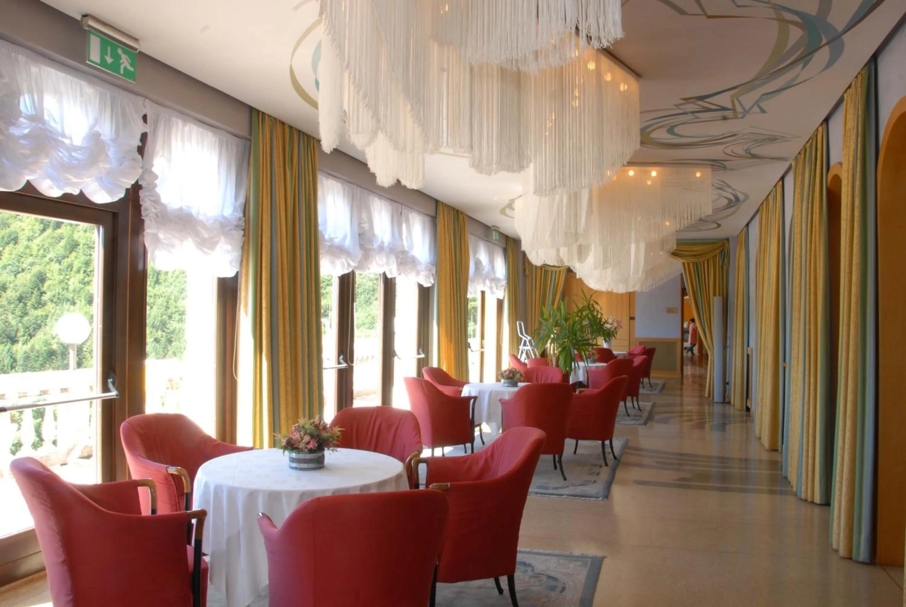 Lounge or bar in Grand Hotel Astoria