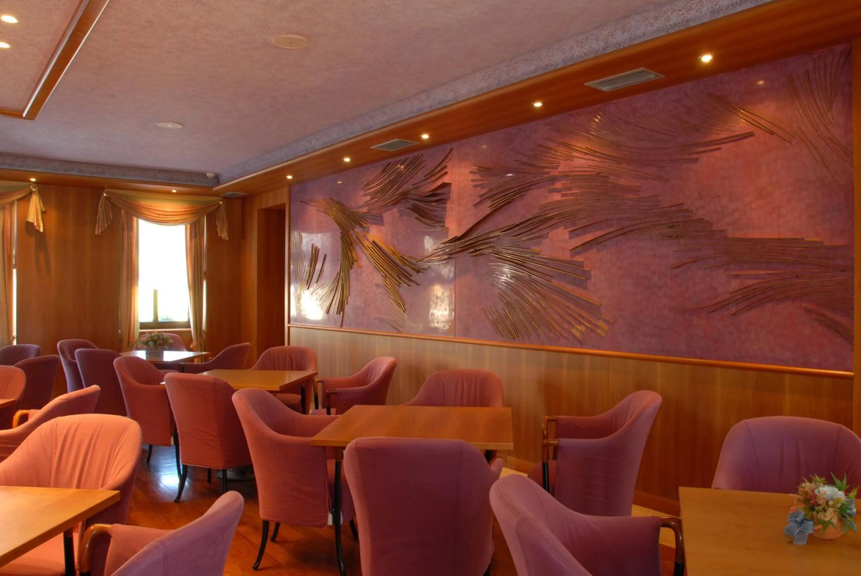 Lounge or bar in Grand Hotel Astoria