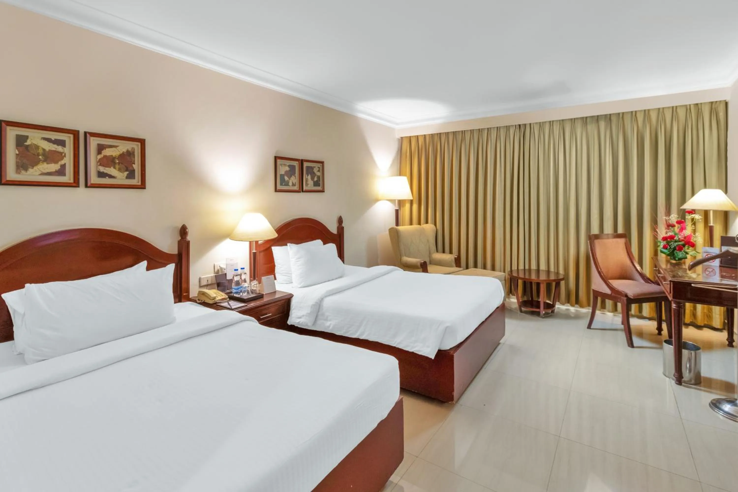 Bed in Fortune Park Panchwati, Kolkata - Member ITC Hotels' Group