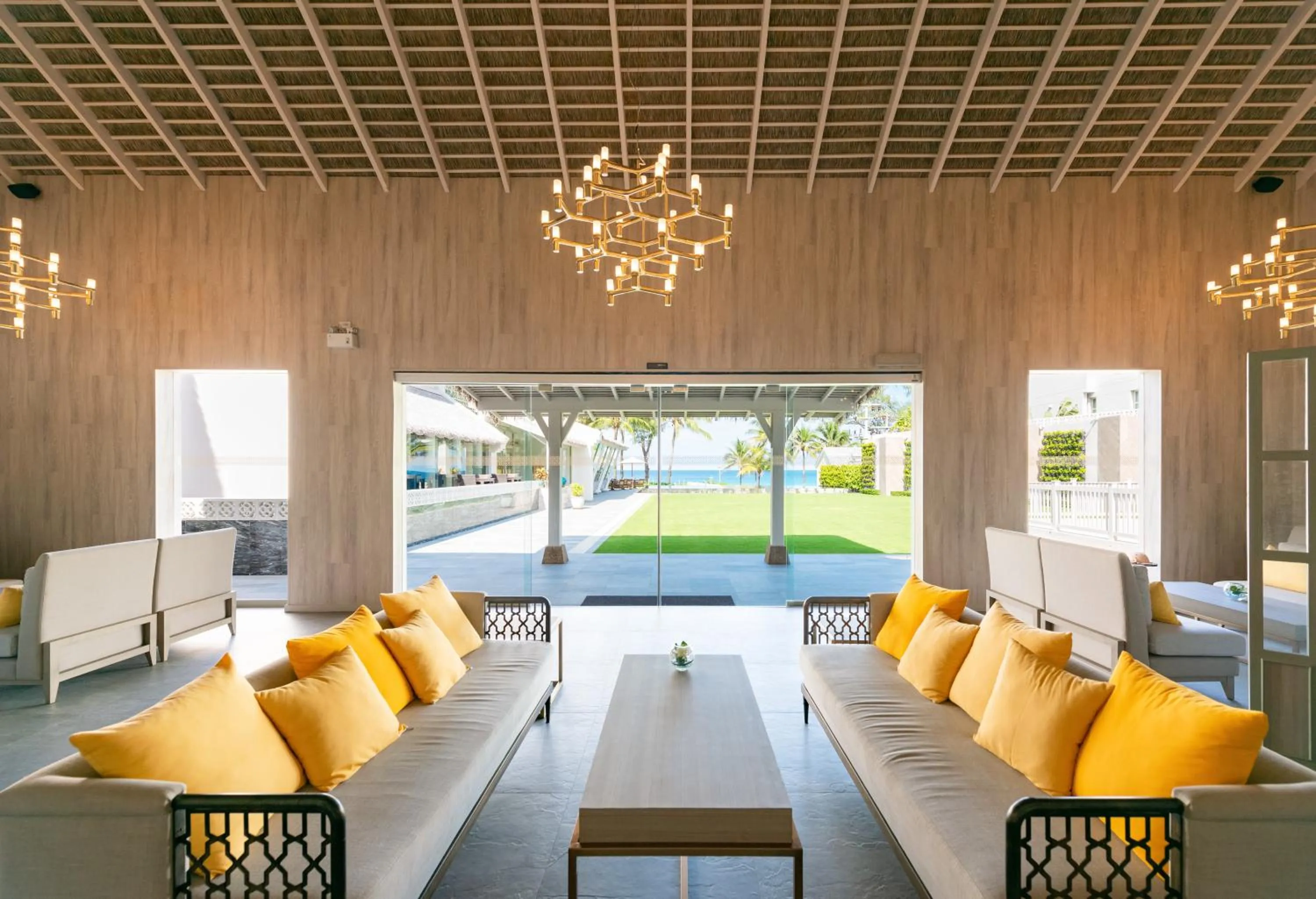 Lobby or reception in The Shore At Katathani - Adult Only - SHA Extra Plus