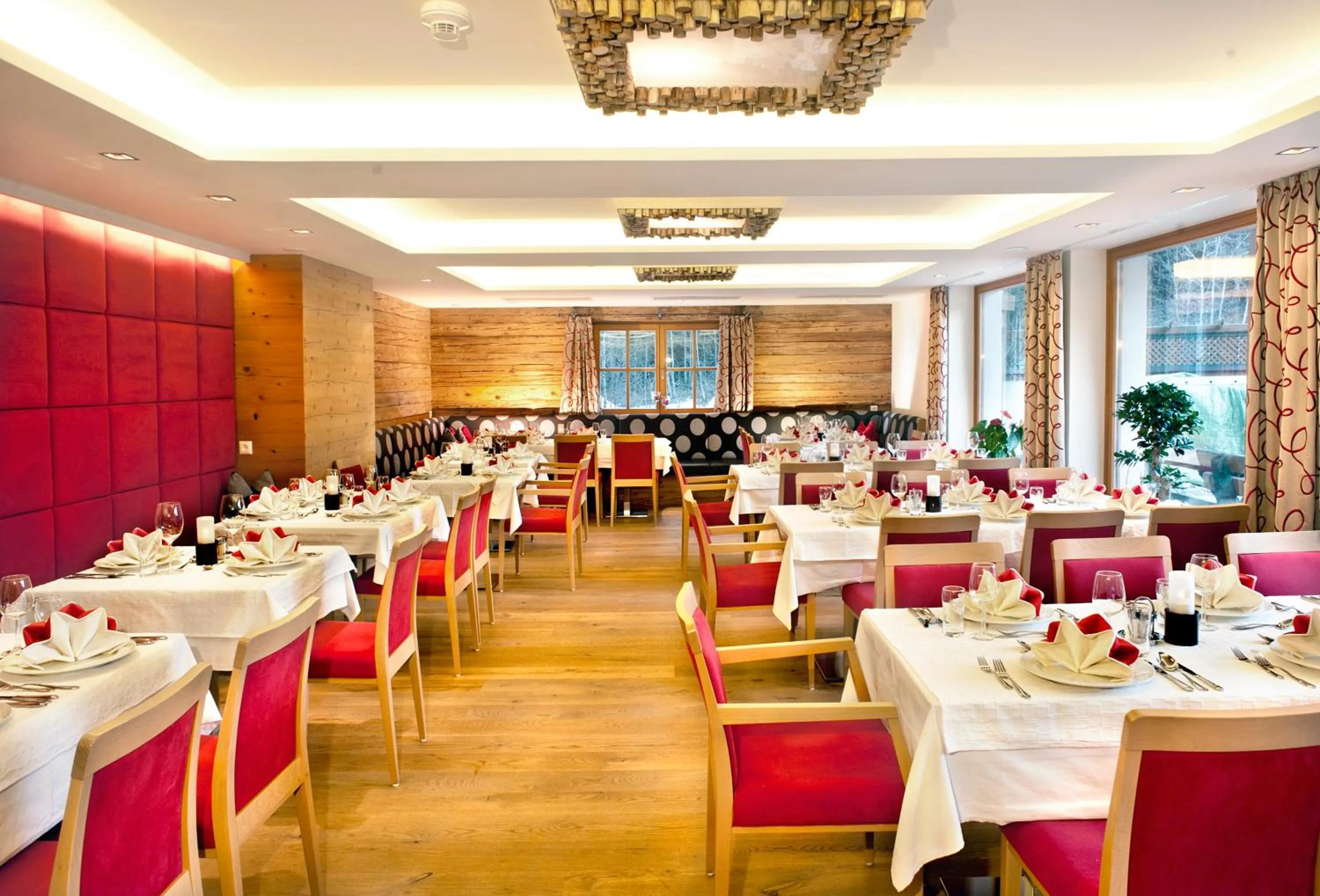Restaurant/places to eat in Hotel Schiederhof