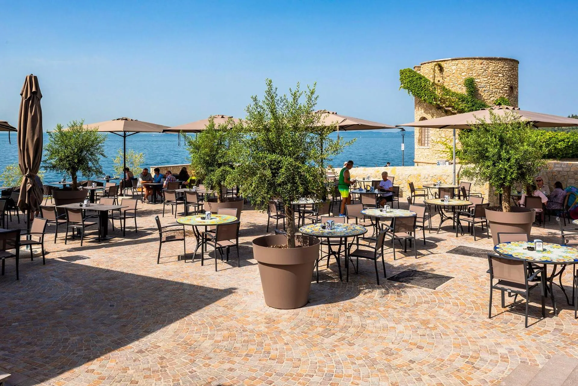 Patio in Hotel Du Parc