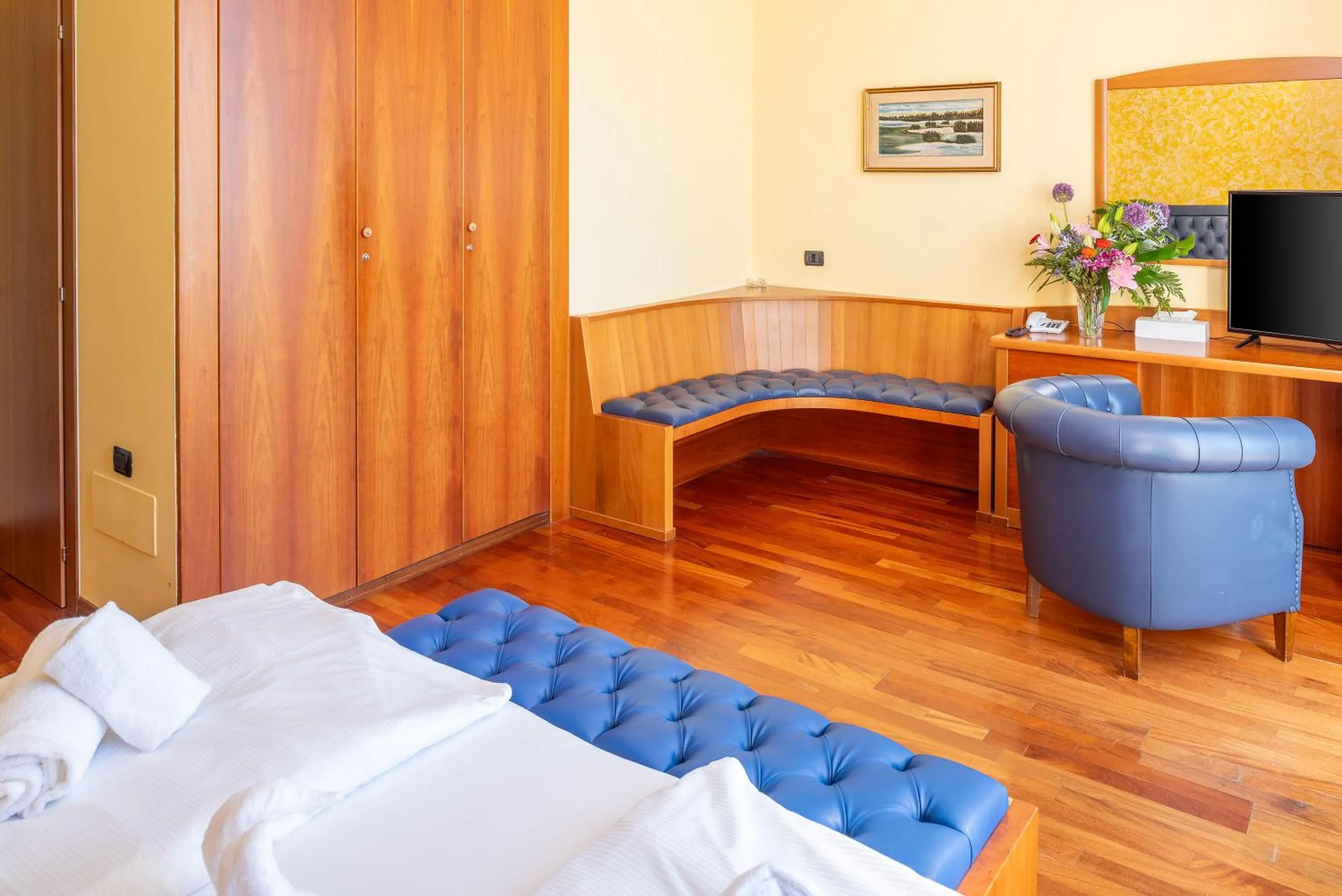 Bed in Hotel Du Parc