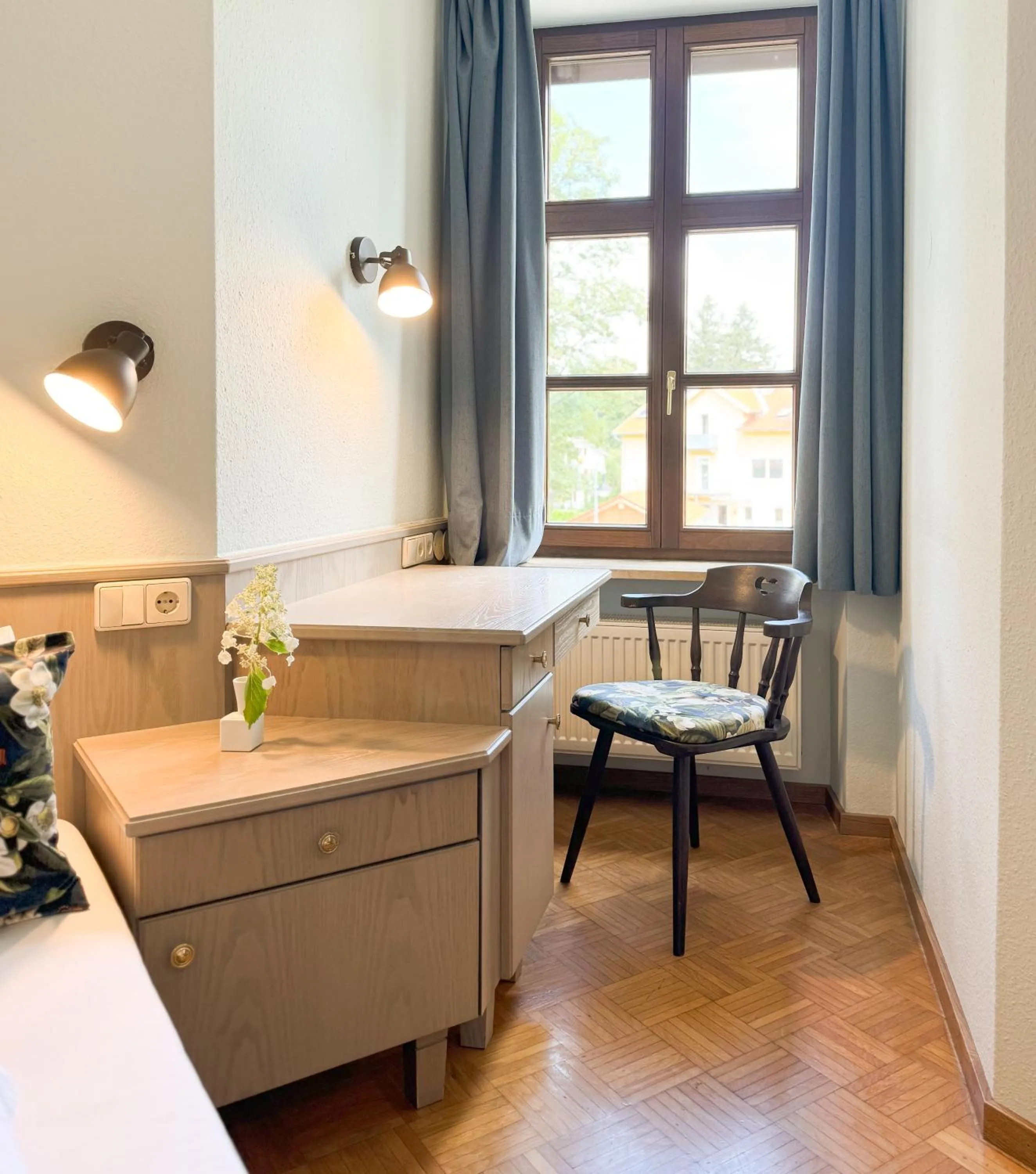 Photo of the whole room, Bed in Villa Fantasia Budget Boutique Hotel