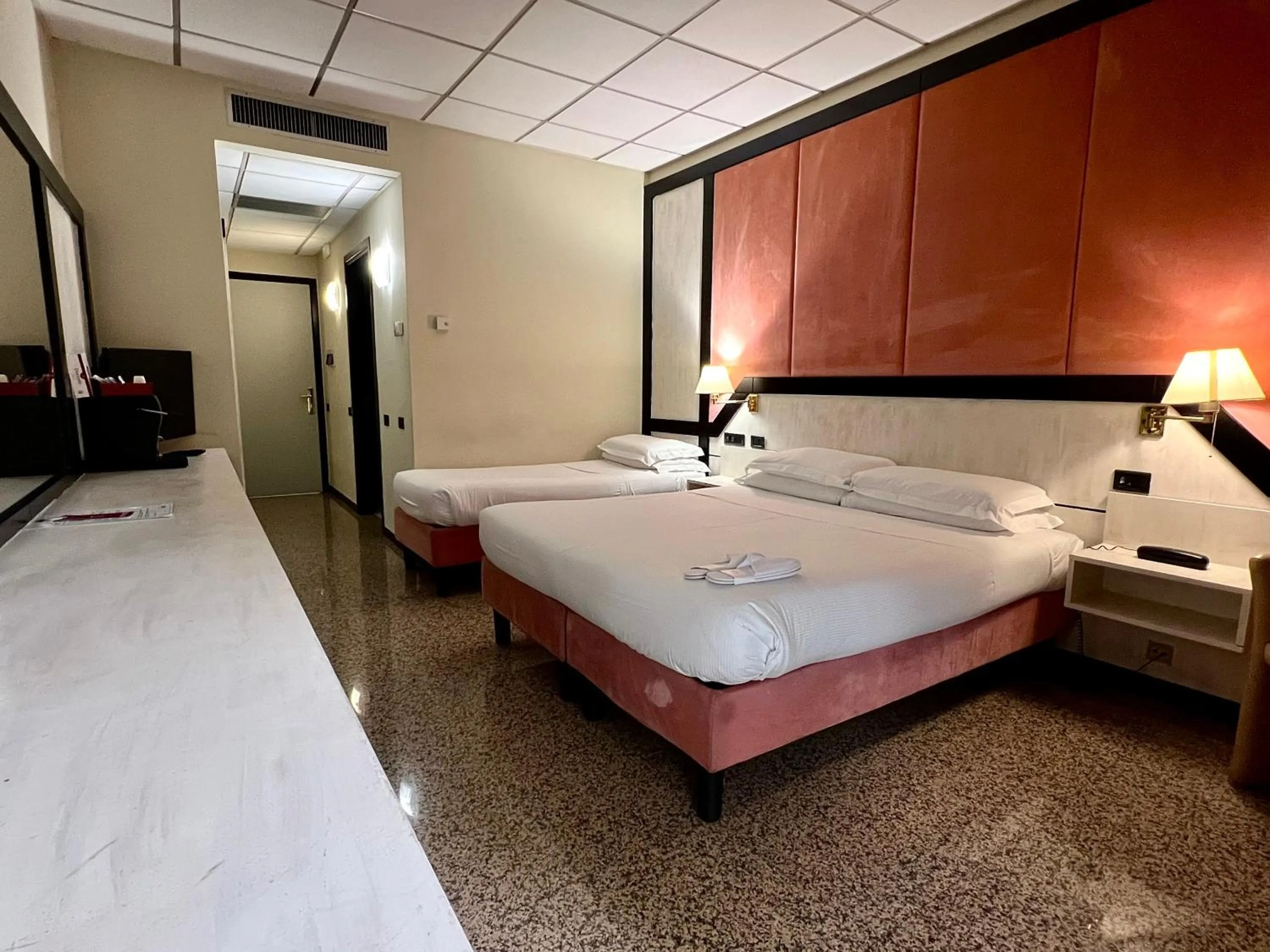 Bedroom, Bed in Hotel Diamante