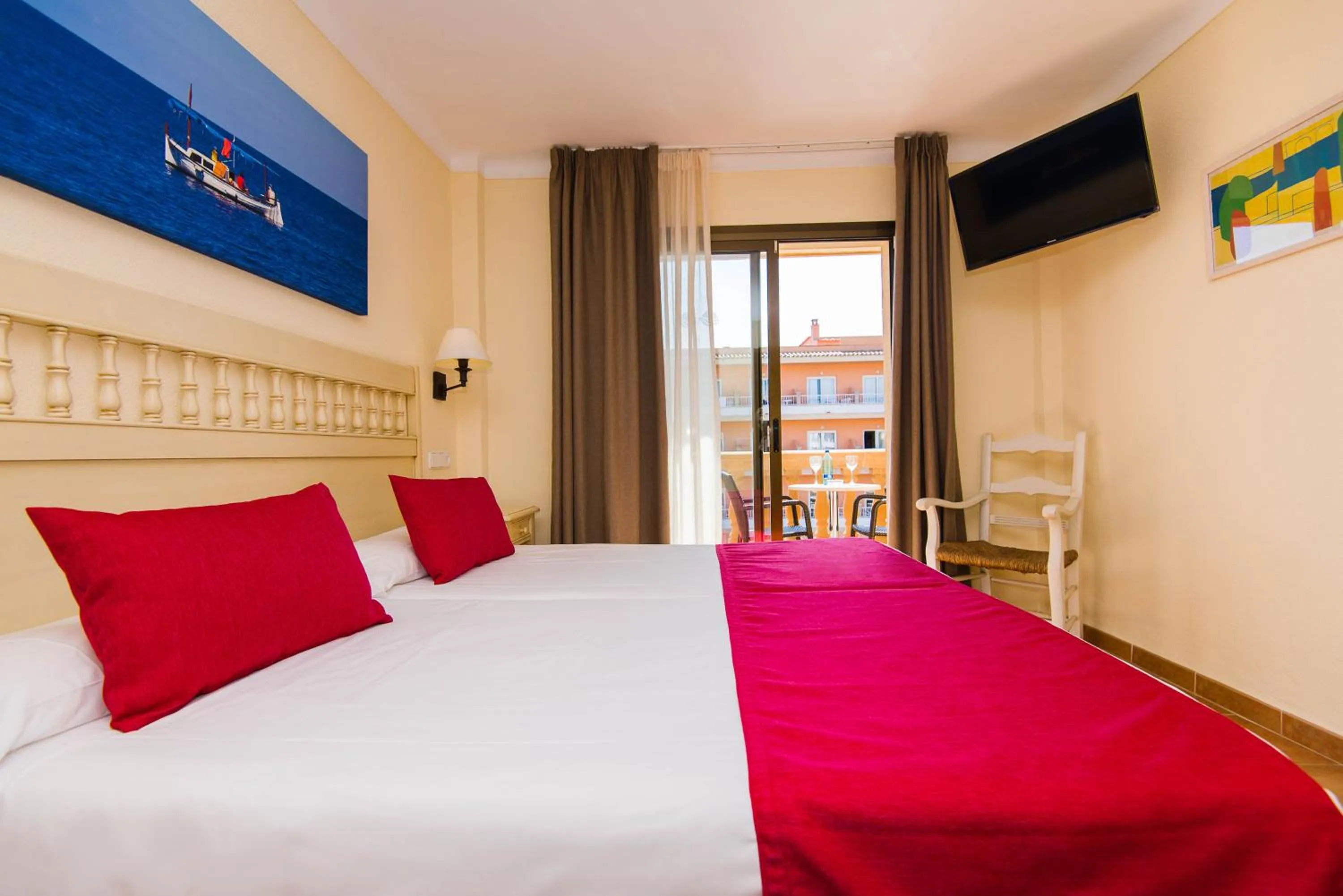 Bed in Bell Port Hotel