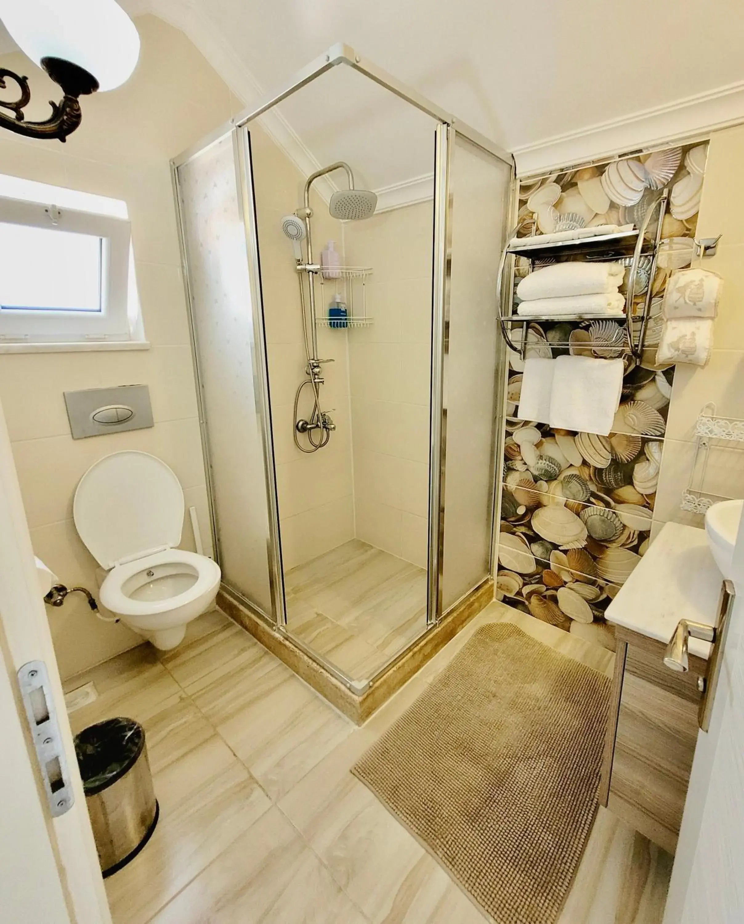 Double Room with Terrace in Berg Hotel Double Room with Terrace in Berg Hotel