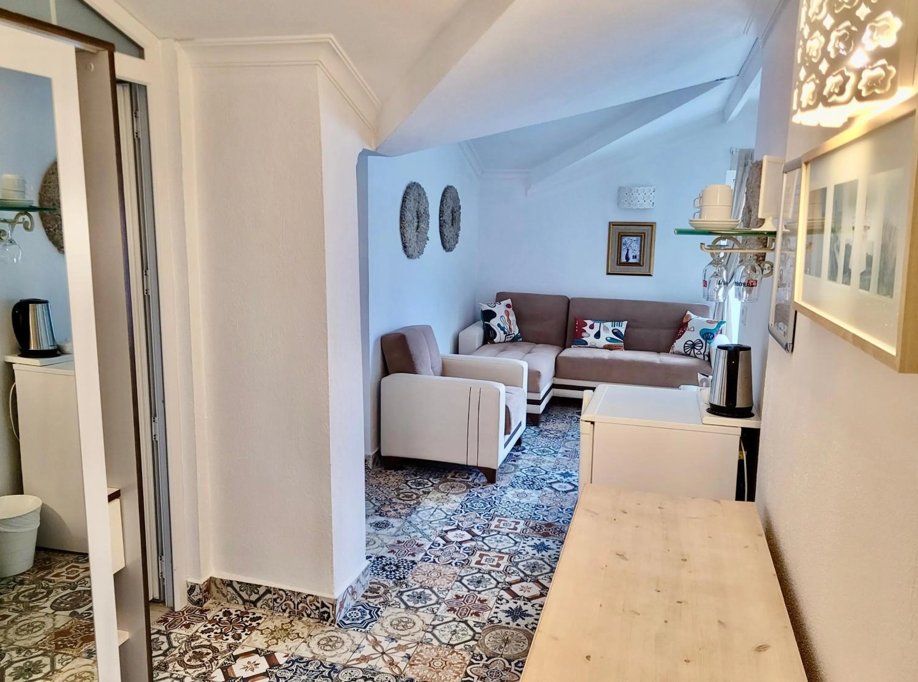 Photo of the whole room in Berg Hotel