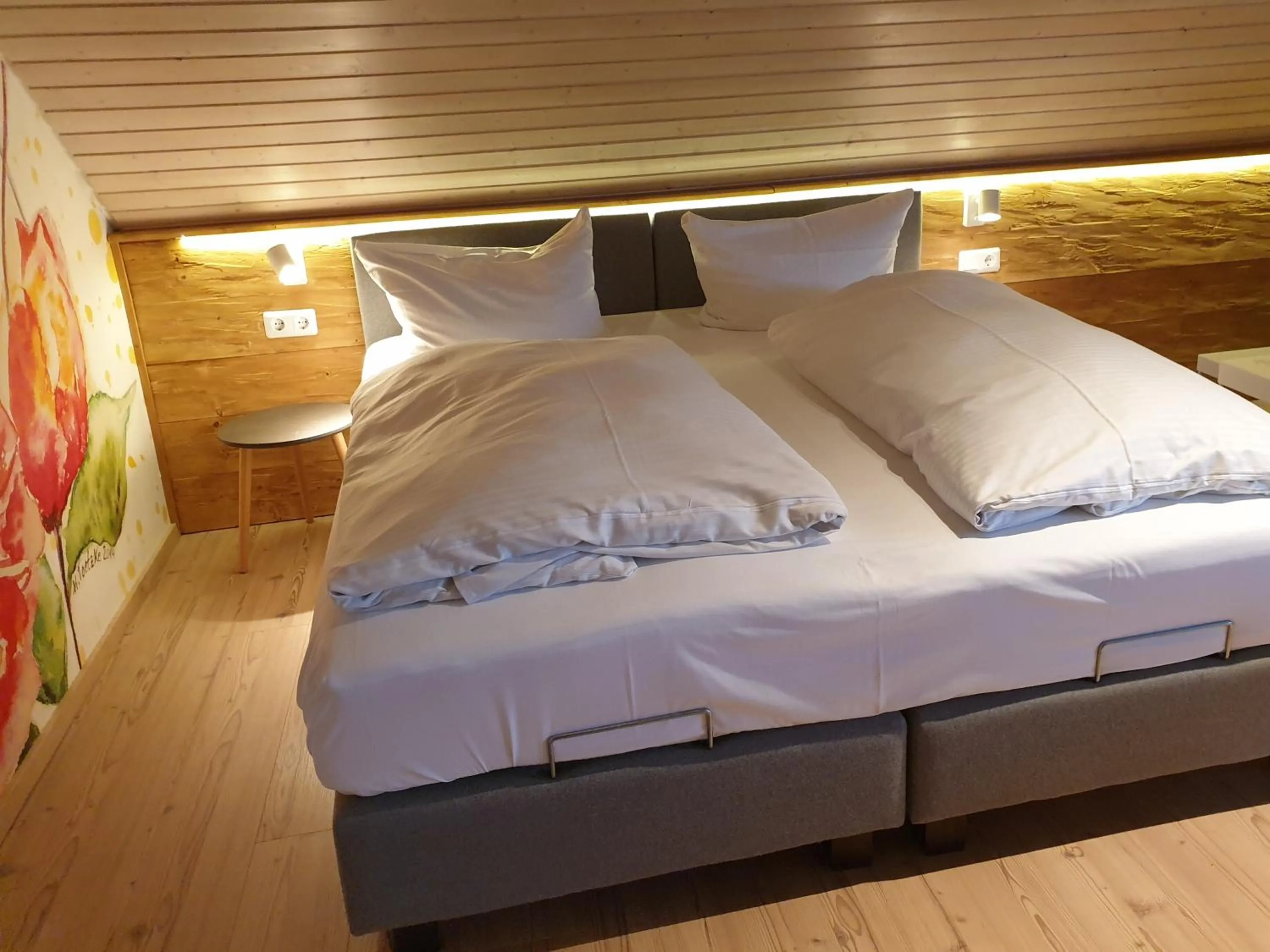 Bedroom, Bed in Landhotel Bartlehof