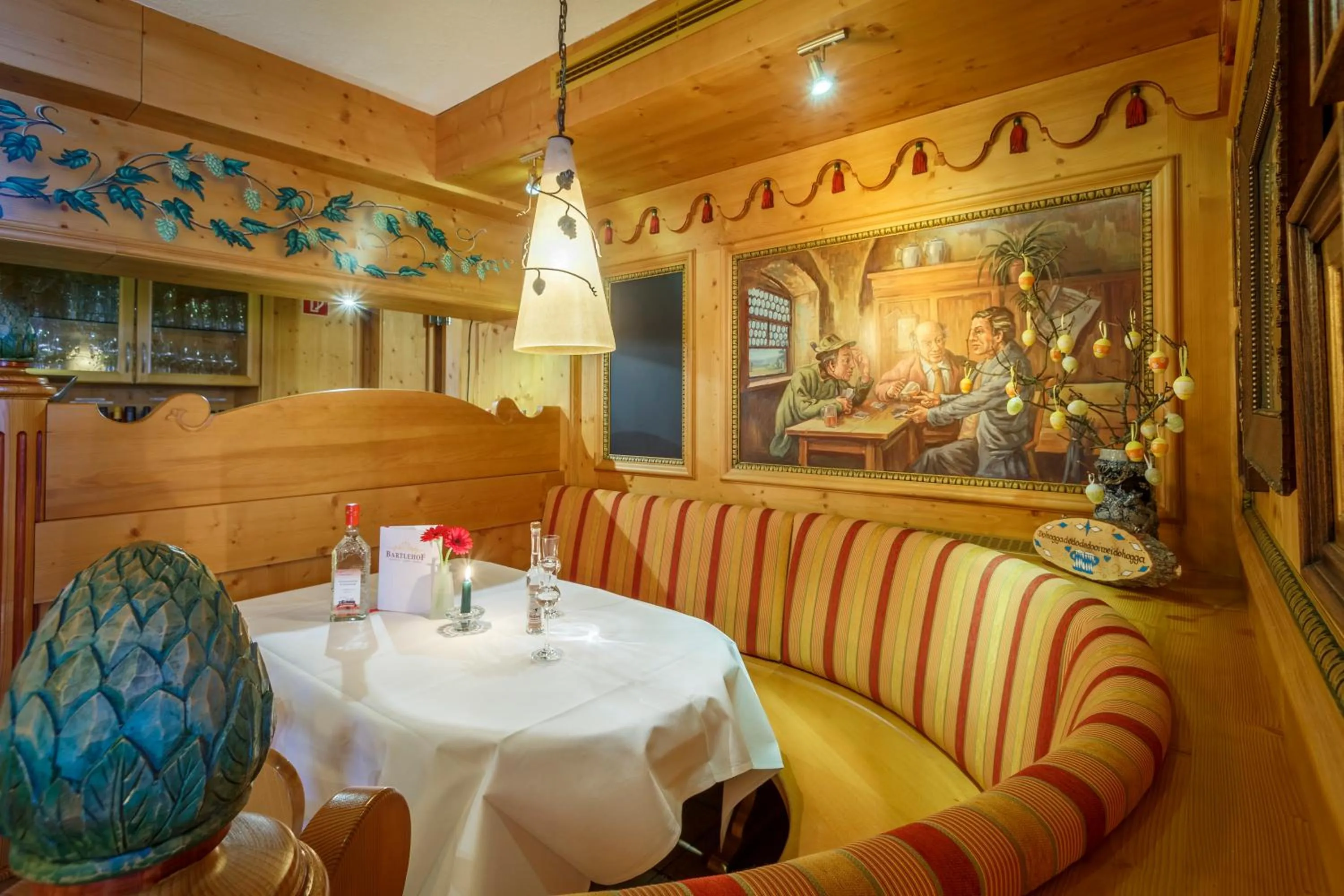 Restaurant/places to eat in Landhotel Bartlehof