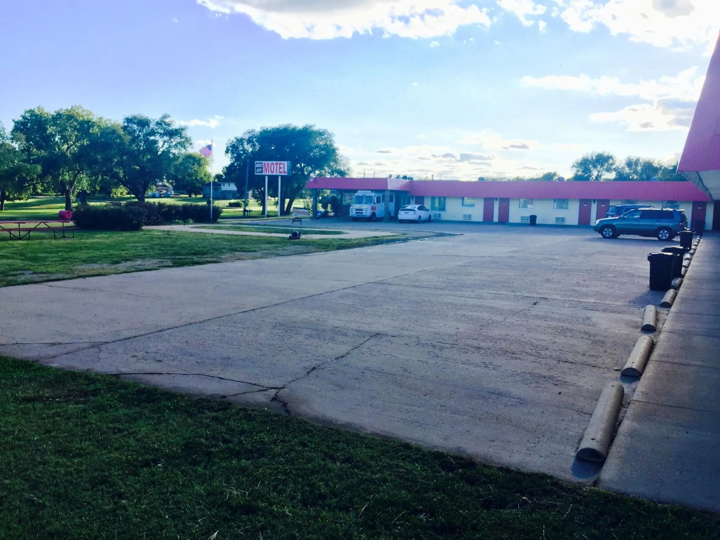 Property building in Rock City Motel
