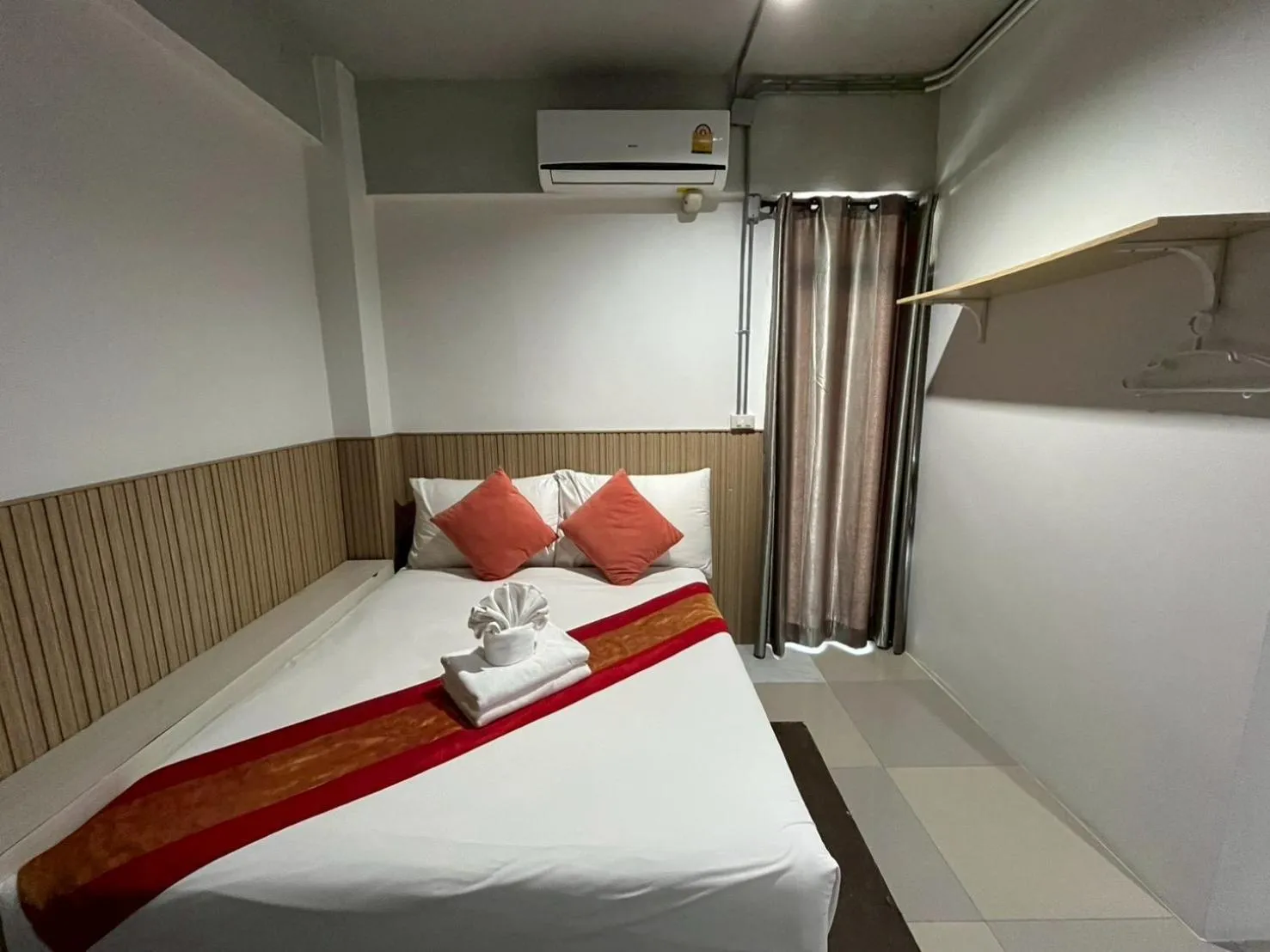 Bed in The Guest Hotel Krabi