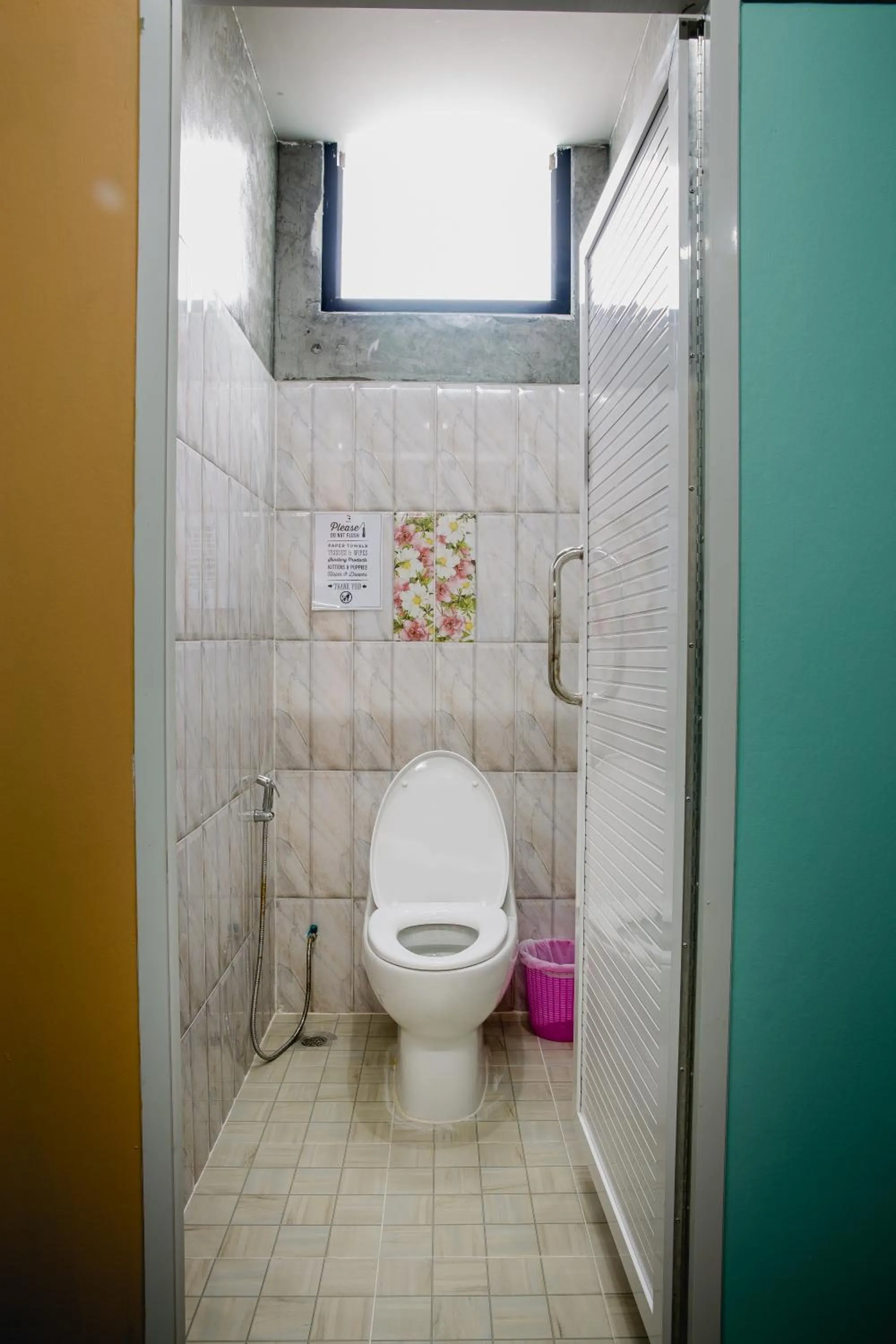 Toilet in The Guest Hotel Krabi