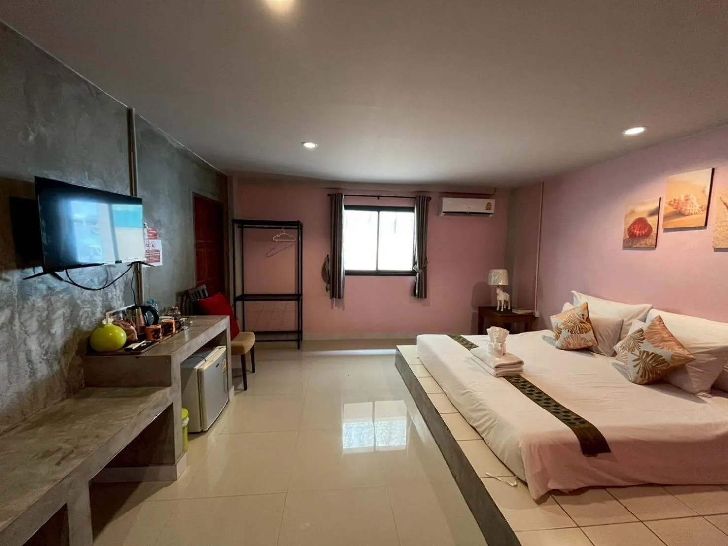 Bed in The Guest Hotel Krabi