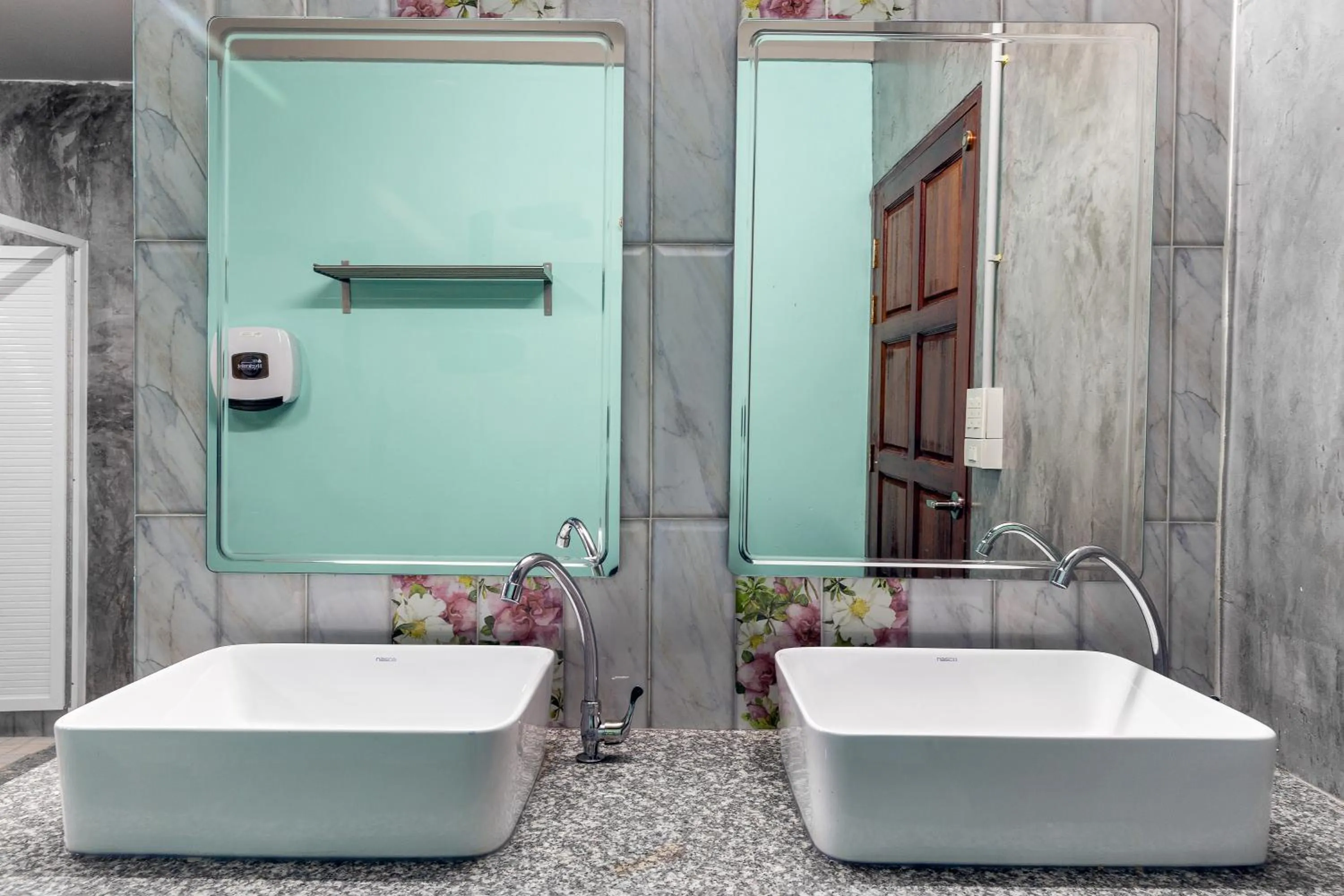 The Guest Hotel Krabi