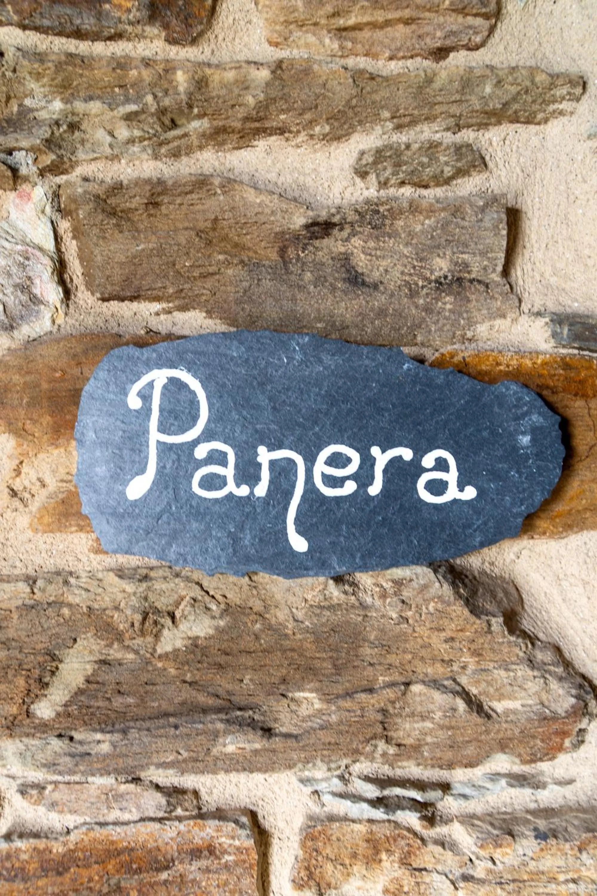 Logo/Certificate/Sign in Complejo Rural Lar de Vies