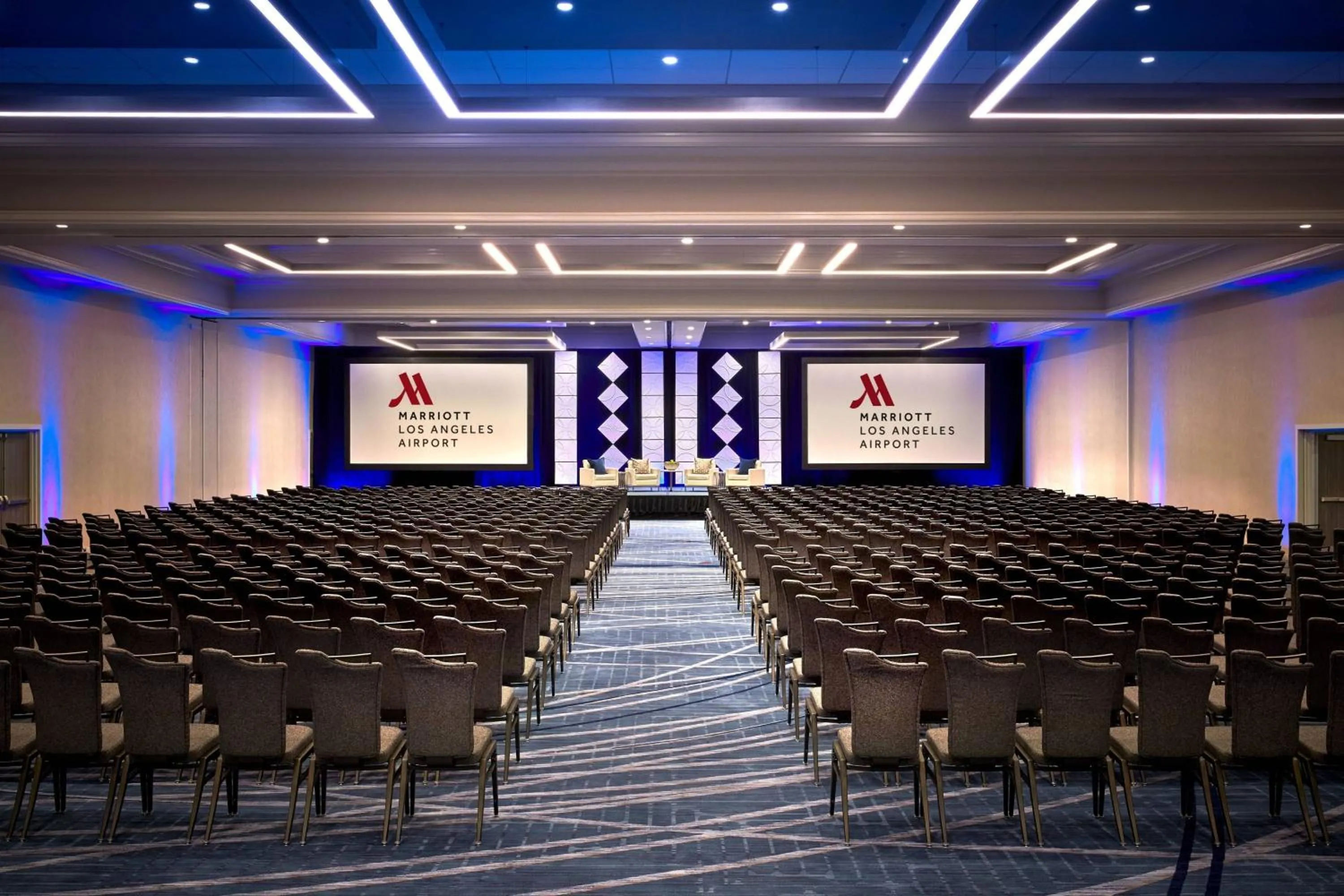 Meeting/conference room in Los Angeles Airport Marriott