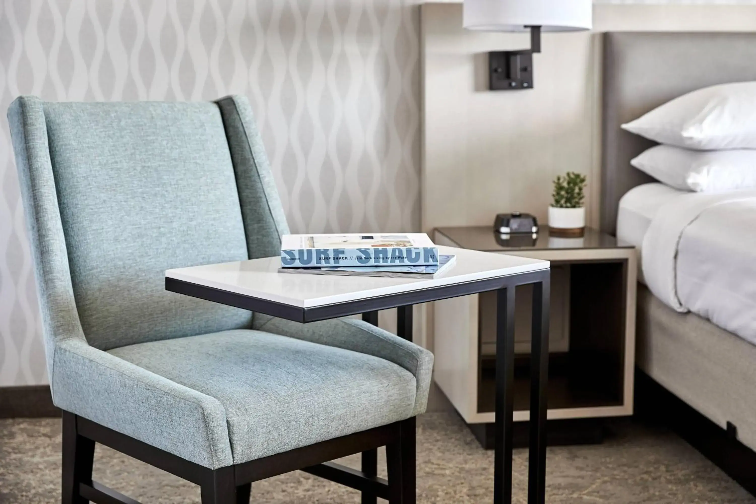 Guest Room with Two Double Beds in Los Angeles Airport Marriott Guest Room with Two Double Beds in Los Angeles Airport Marriott