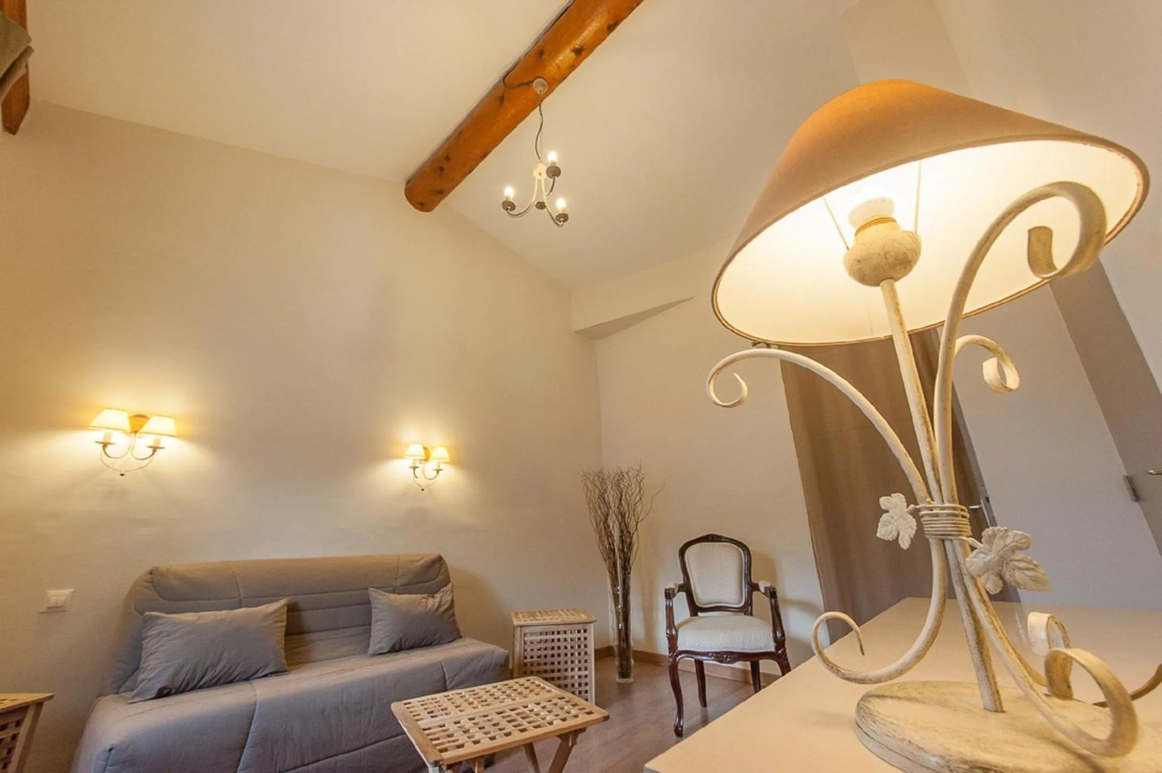 Bed in Hotel Sainte Anne - Apt