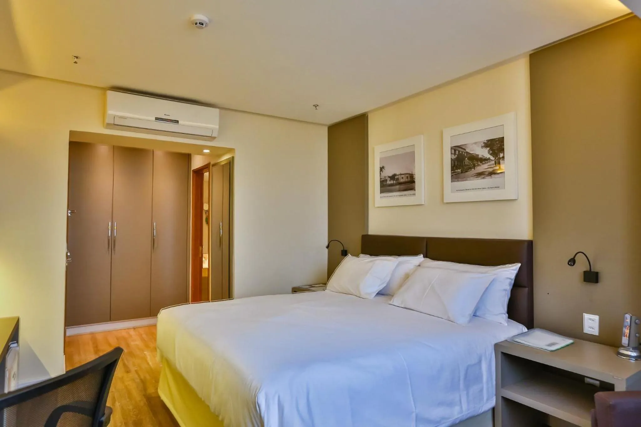 Photo of the whole room, Bed in Holiday Inn - Goiania by IHG