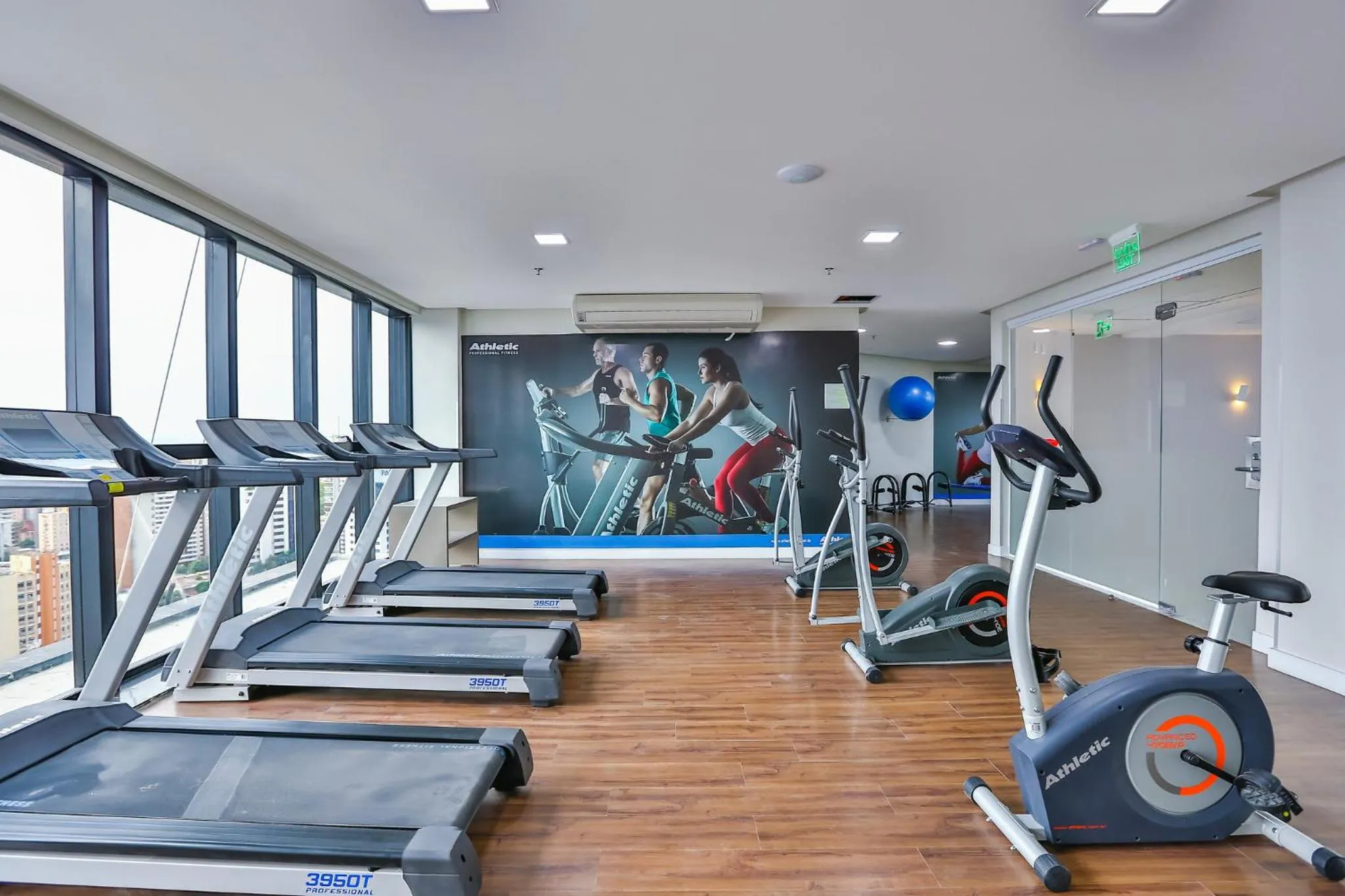 Fitness centre/facilities in Holiday Inn - Goiania by IHG