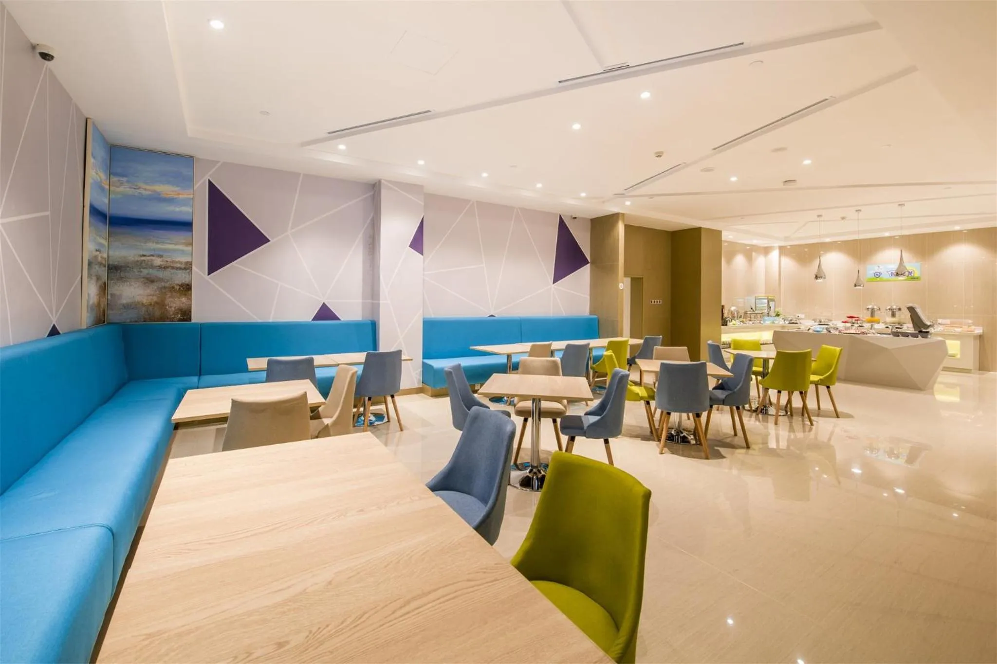 Restaurant/places to eat in Holiday Inn Express Chengde Downtown by IHG