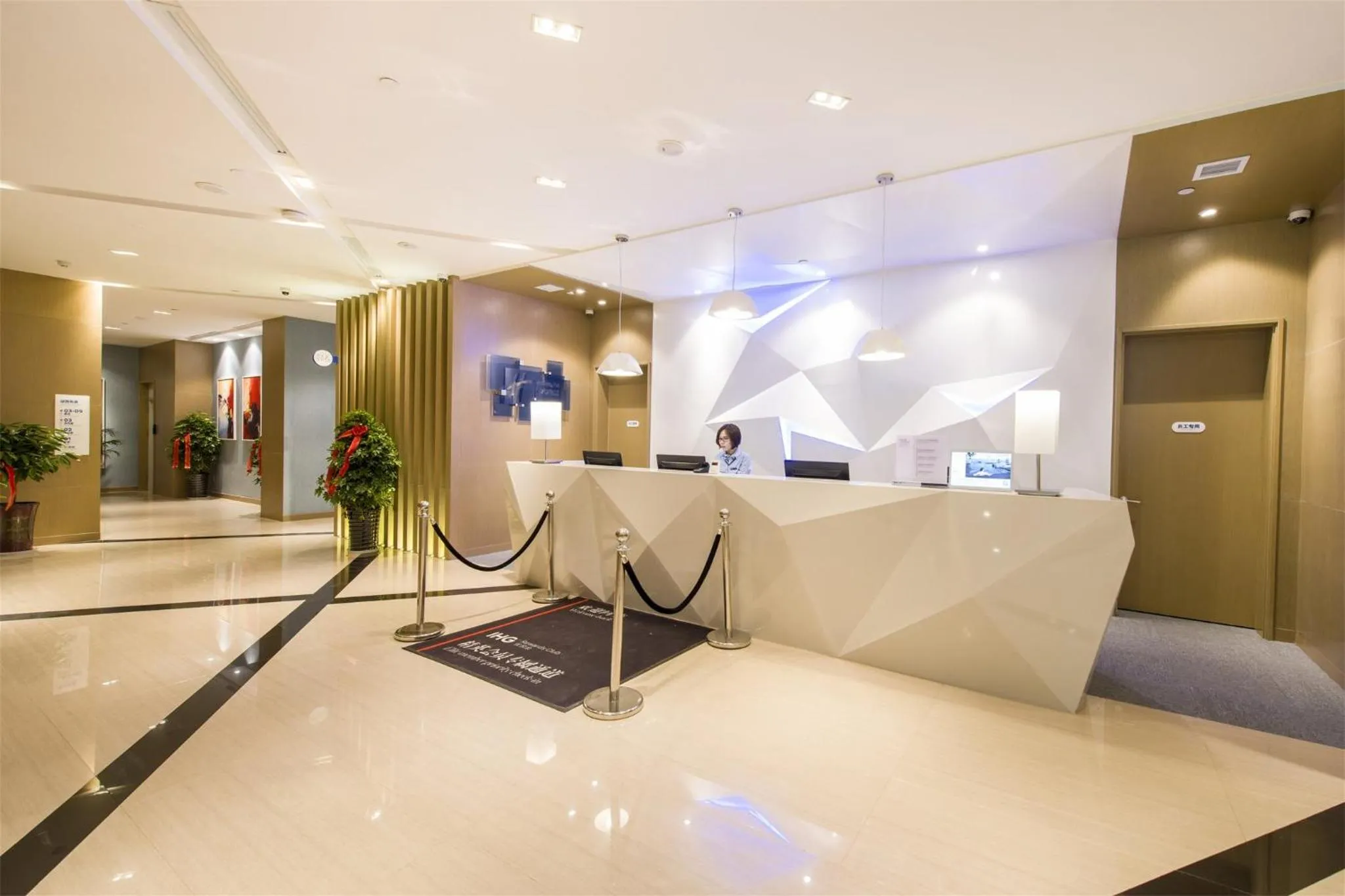 Property building in Holiday Inn Express Chengde Downtown by IHG