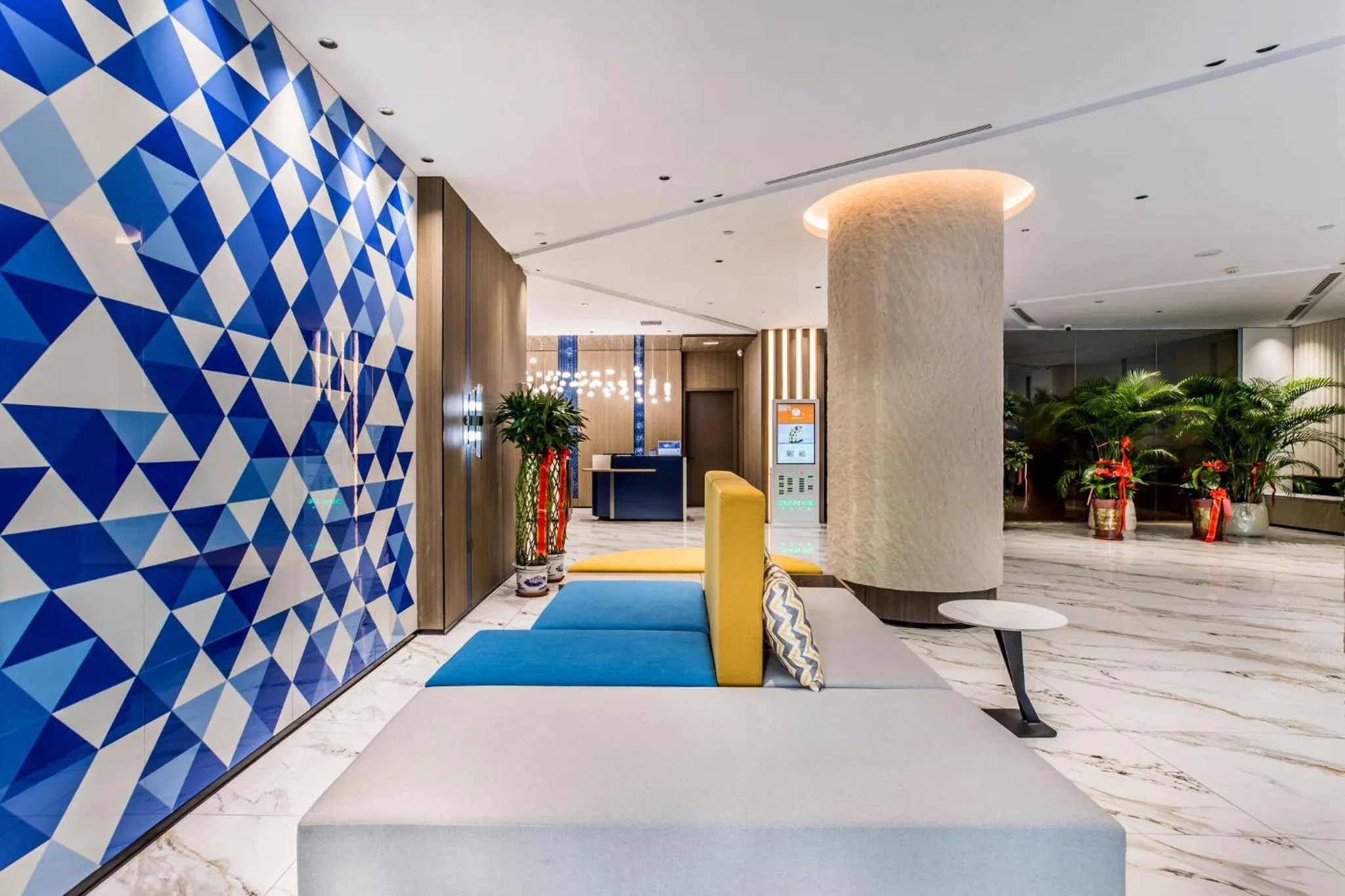 Property building in Holiday Inn Express Chengde Downtown by IHG