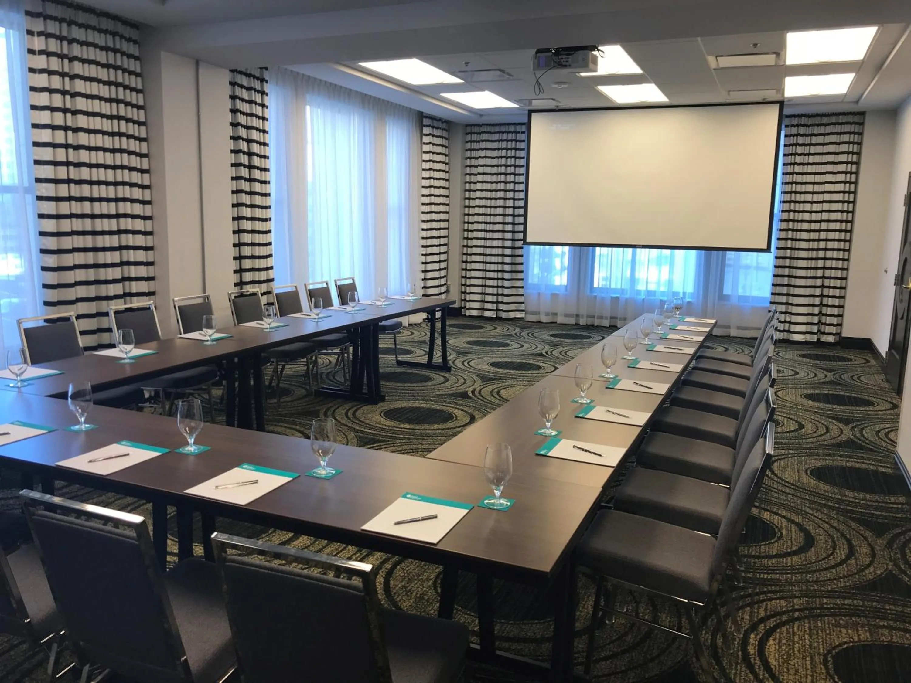 Meeting/conference room in Hotel Indigo - Kansas City Downtown by IHG