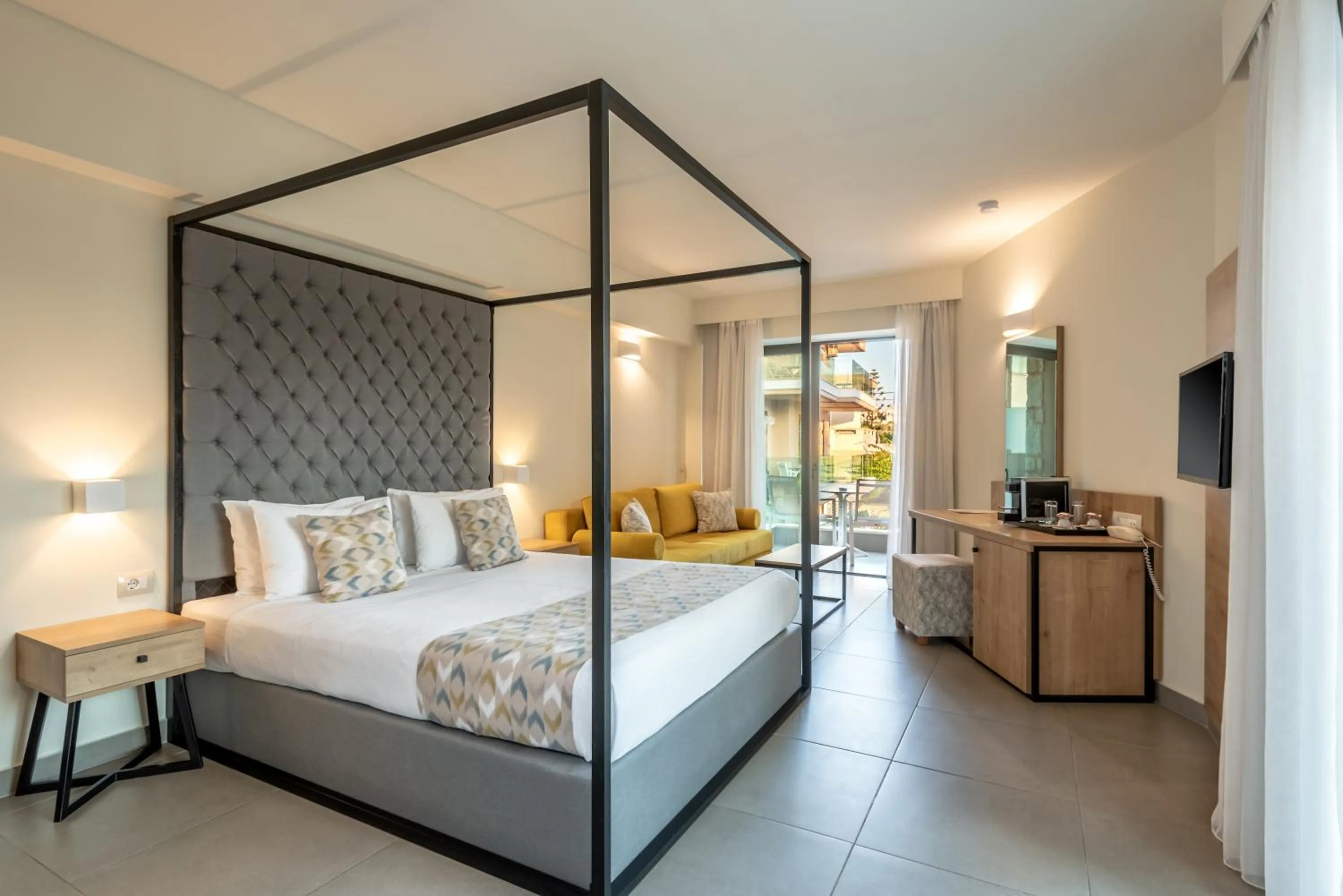 Photo of the whole room, Bed in Airis Boutique Hotel & Suites - For adults only