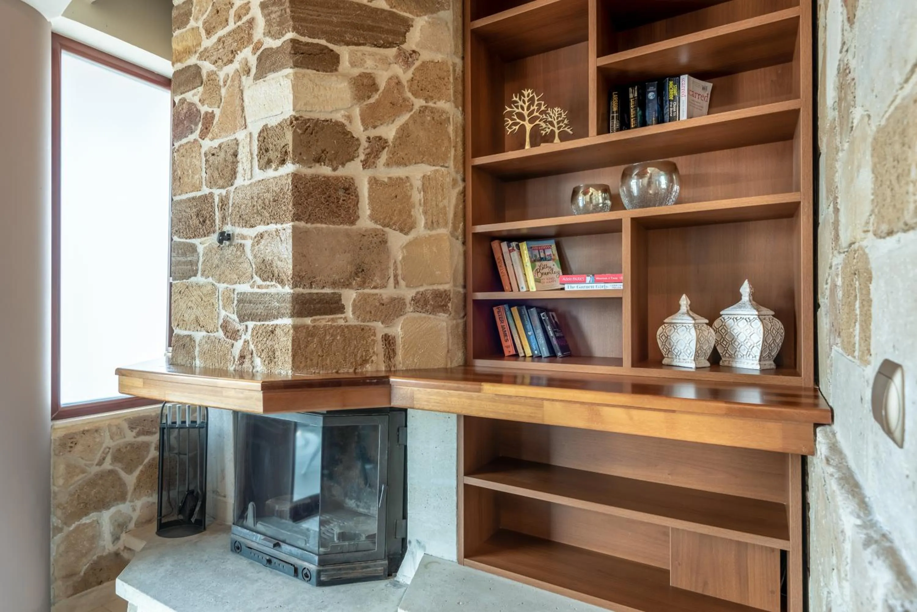 flat iron in Airis Boutique Hotel & Suites - For adults only