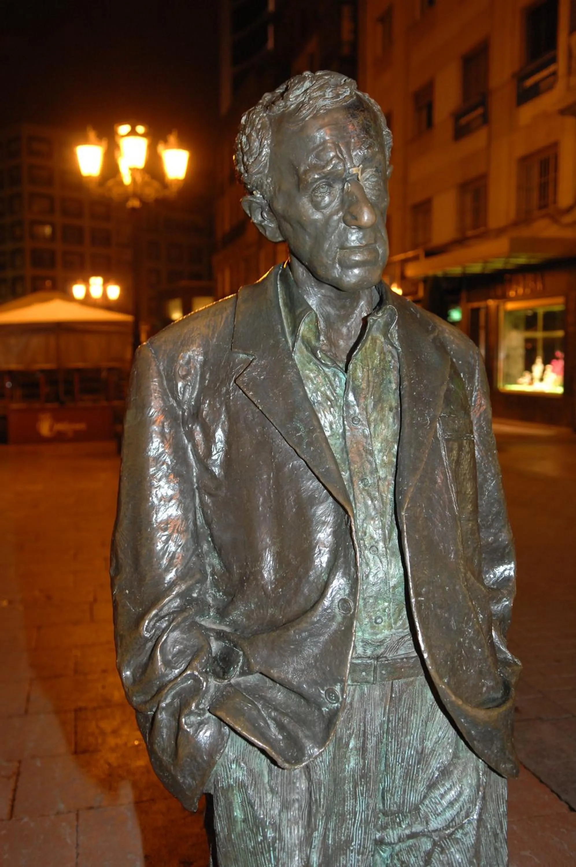 Nearby landmark in Santacruz