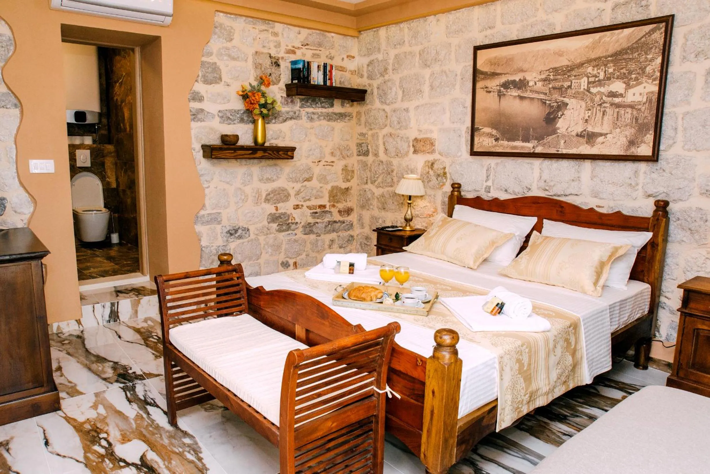 Bed in D & Sons Apartments